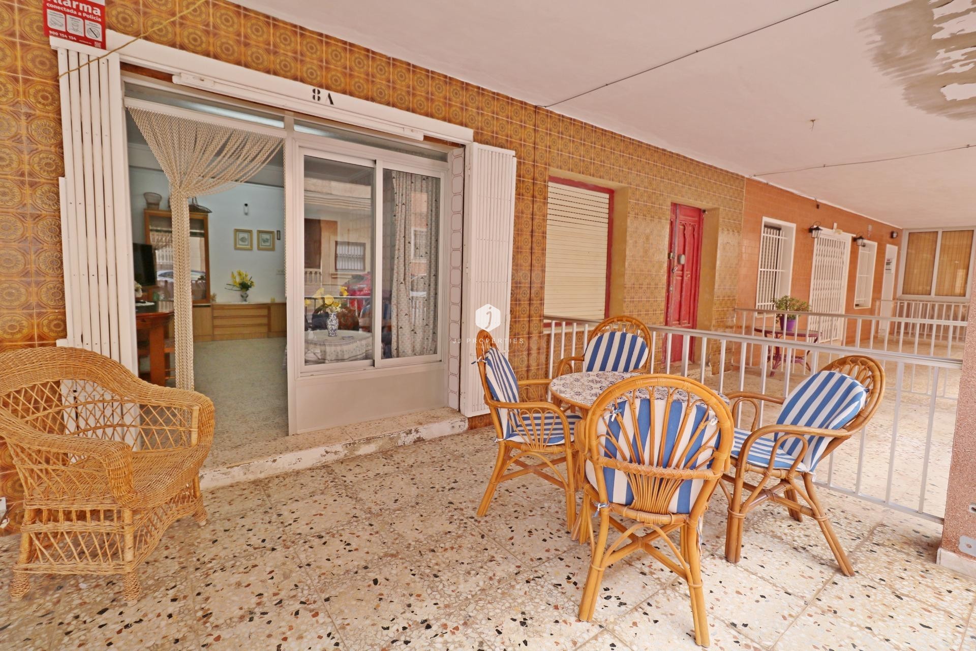 Tweedehands - Appartement / flat -
Torrevieja - La Mata Pueblo
