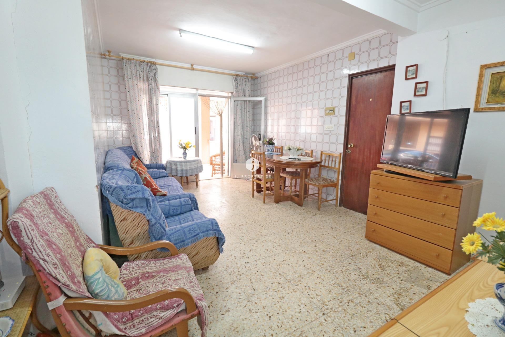 Tweedehands - Appartement / flat -
Torrevieja - La Mata Pueblo