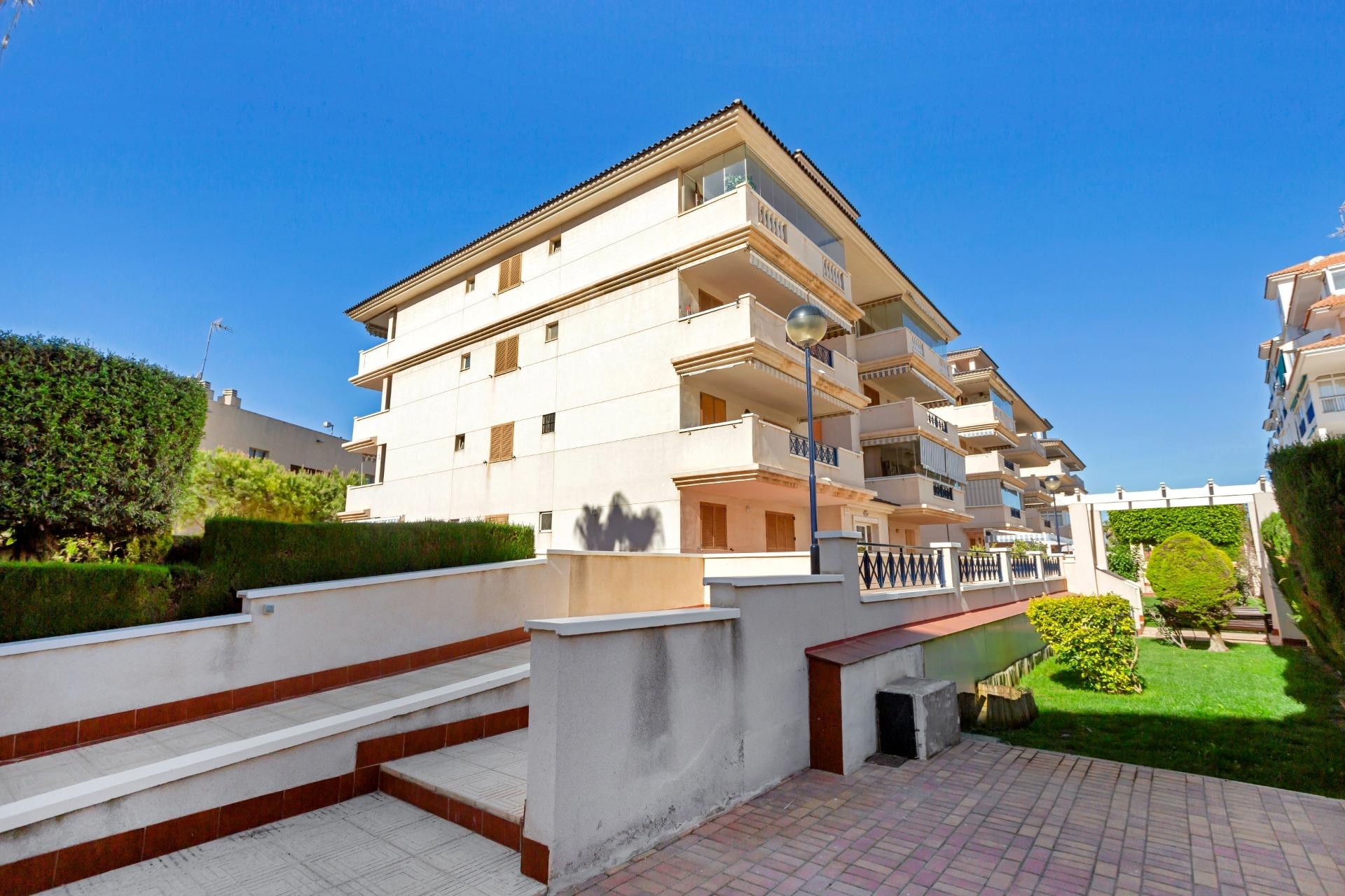 Tweedehands - Appartement / flat -
Torrevieja - La Mata