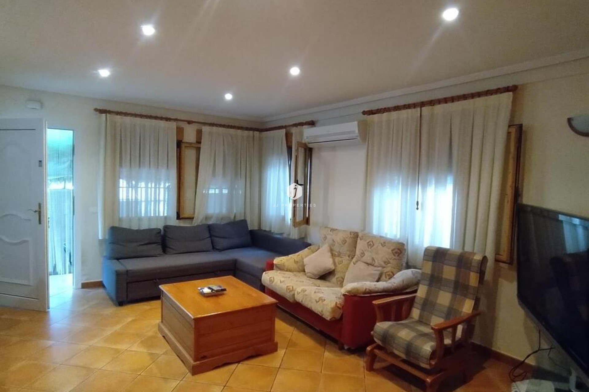 Tweedehands - Appartement / flat -
Torrevieja - La Mata