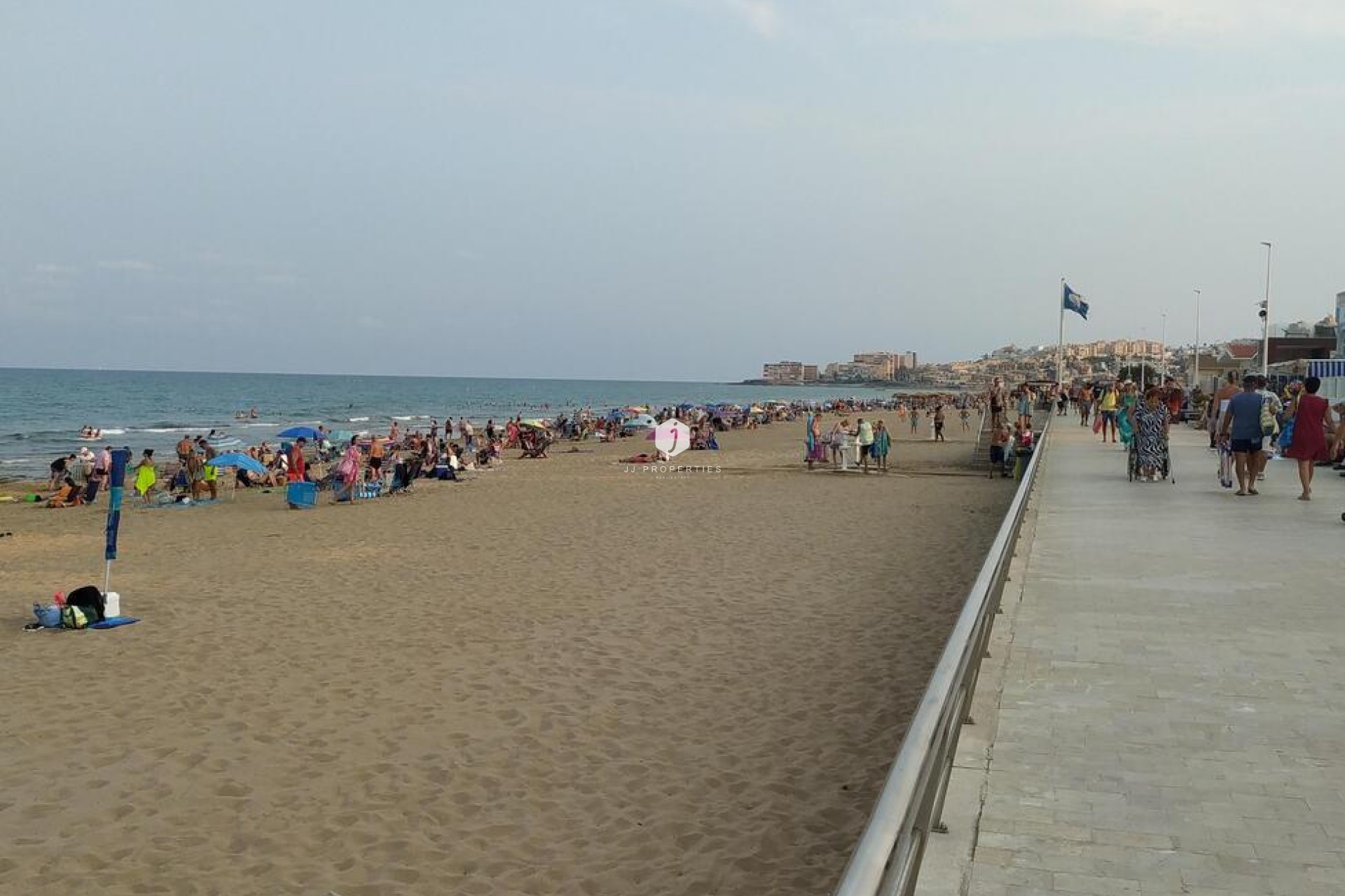 Tweedehands - Appartement / flat -
Torrevieja - La Mata