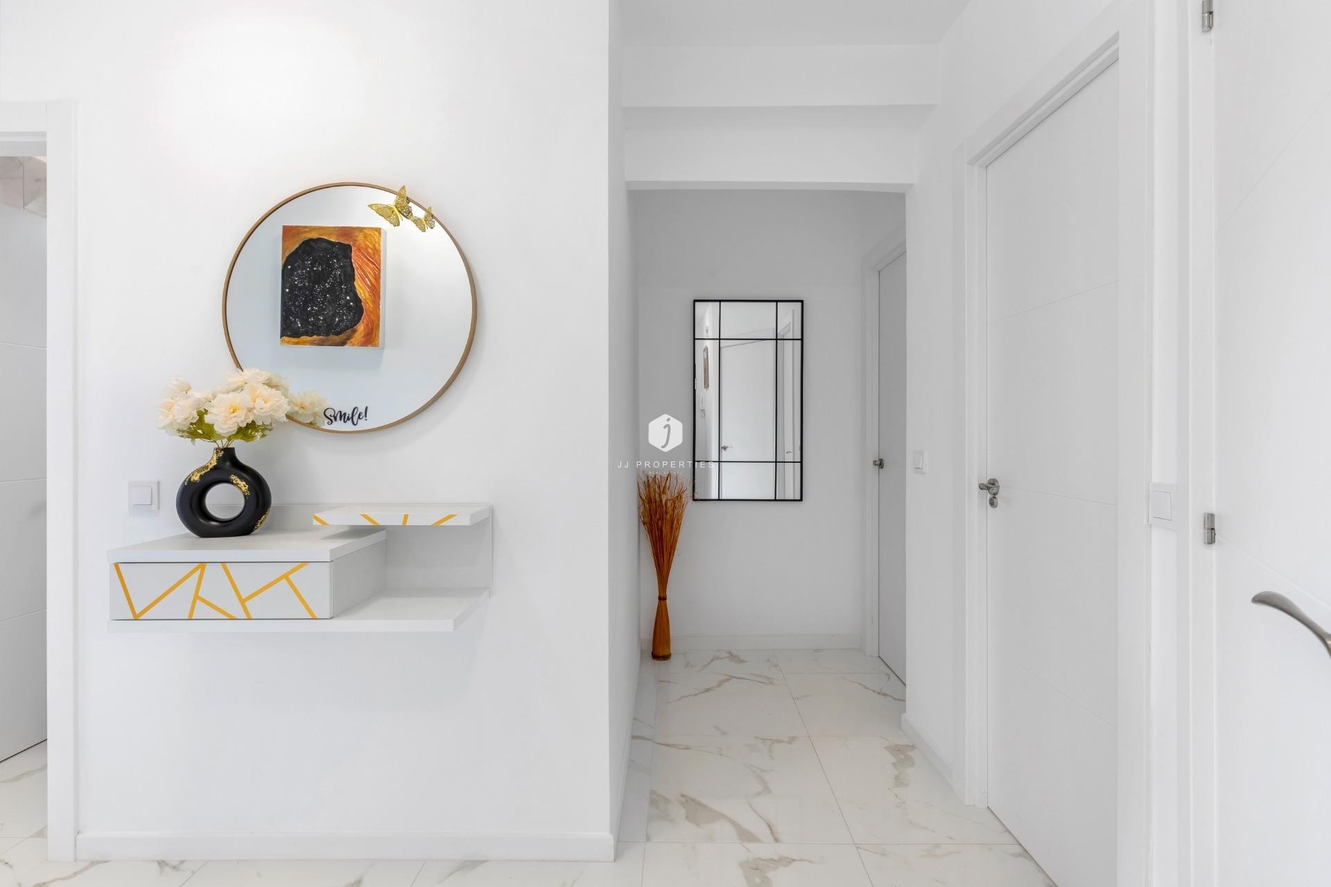 Tweedehands - Appartement / flat -
Torrevieja - La Mata