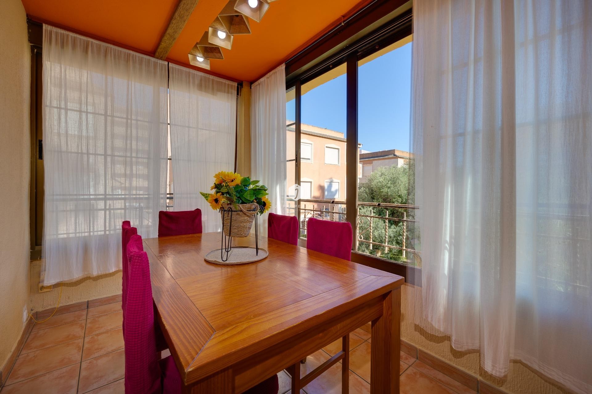 Tweedehands - Appartement / flat -
Torrevieja - La Mata