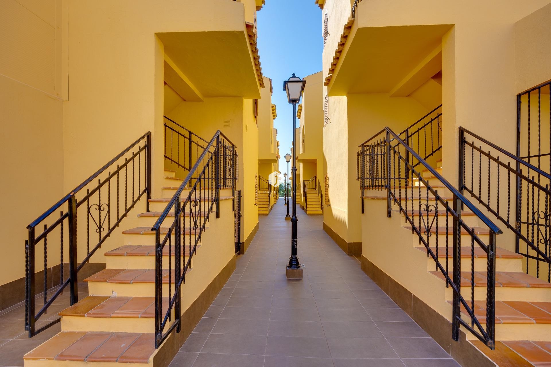 Tweedehands - Appartement / flat -
Torrevieja - La Mata