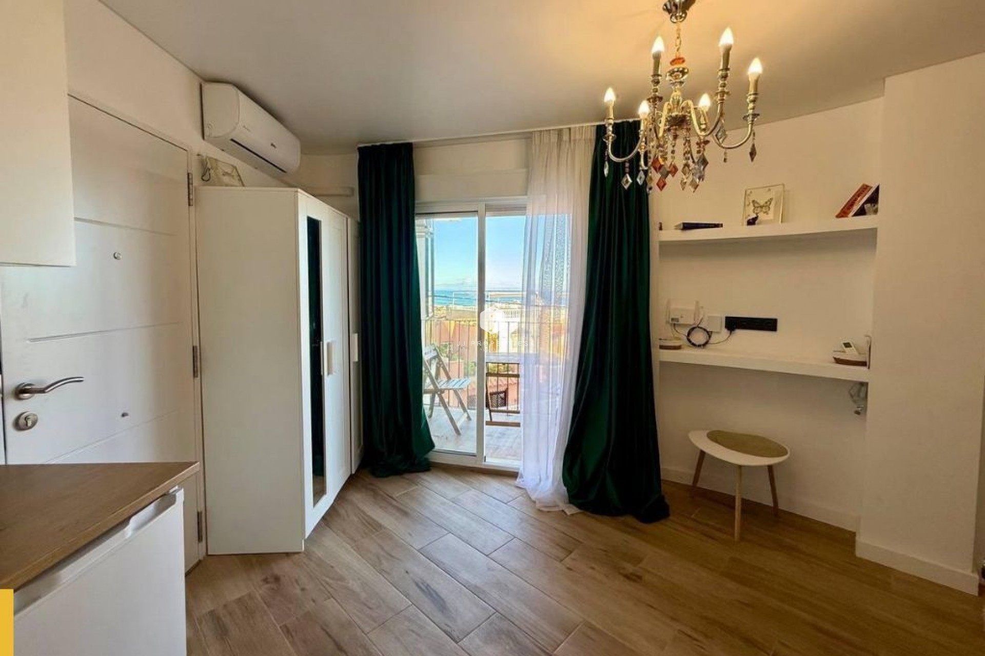 Tweedehands - Appartement / flat -
Torrevieja - La Mata