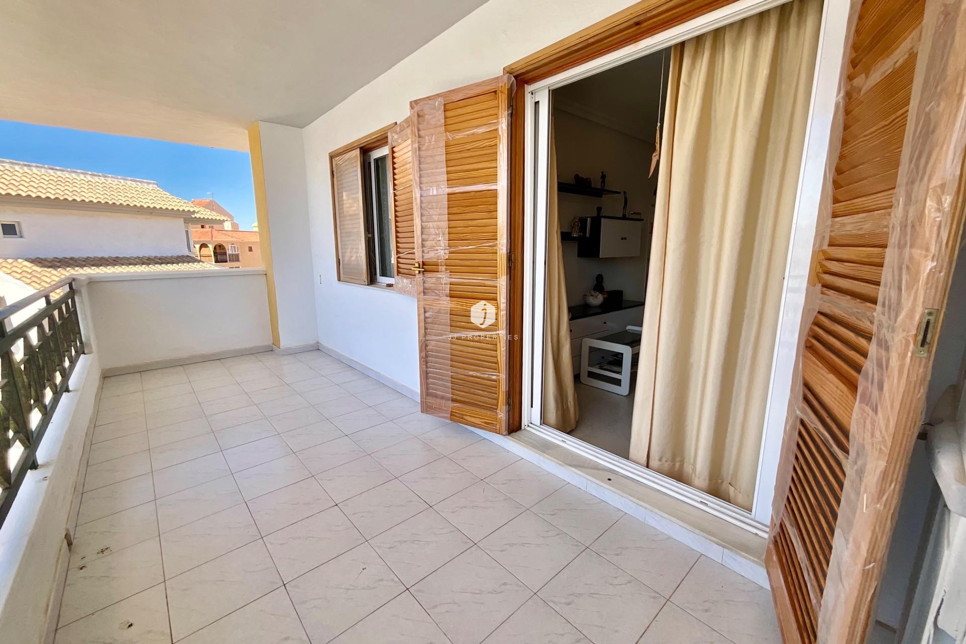 Tweedehands - Appartement / flat -
Torrevieja - La Mata