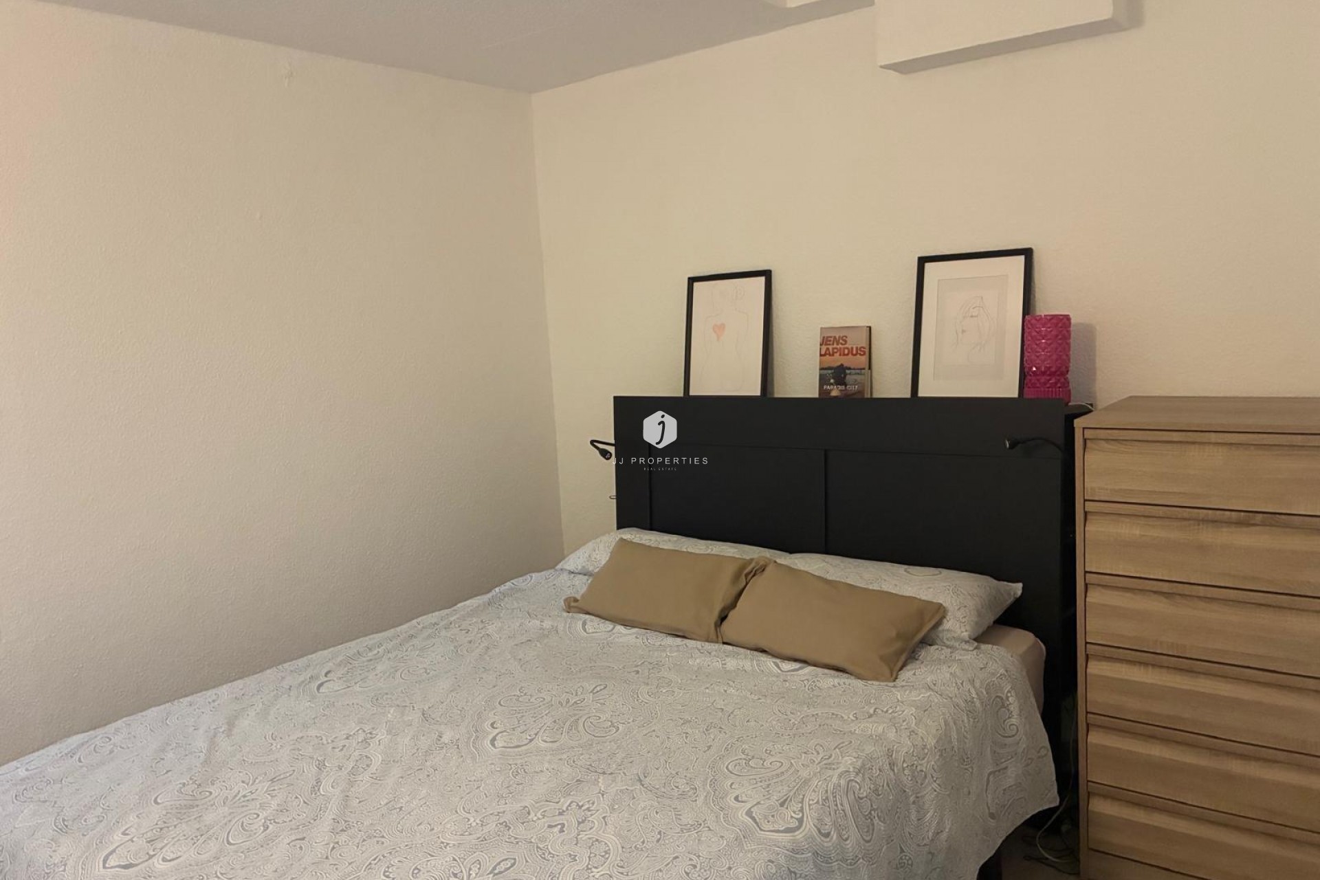 Tweedehands - Appartement / flat -
Torrevieja - La Mata