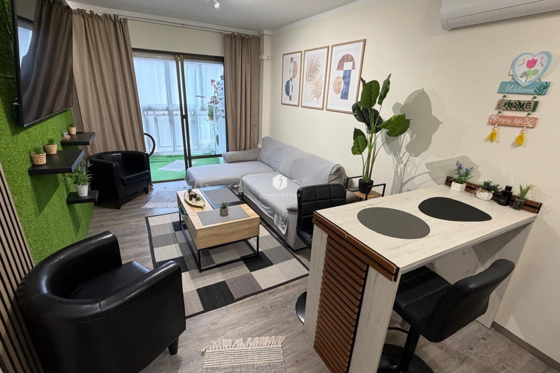 Tweedehands - Appartement / flat -
Torrevieja - La Siesta - El Salado - Torreta