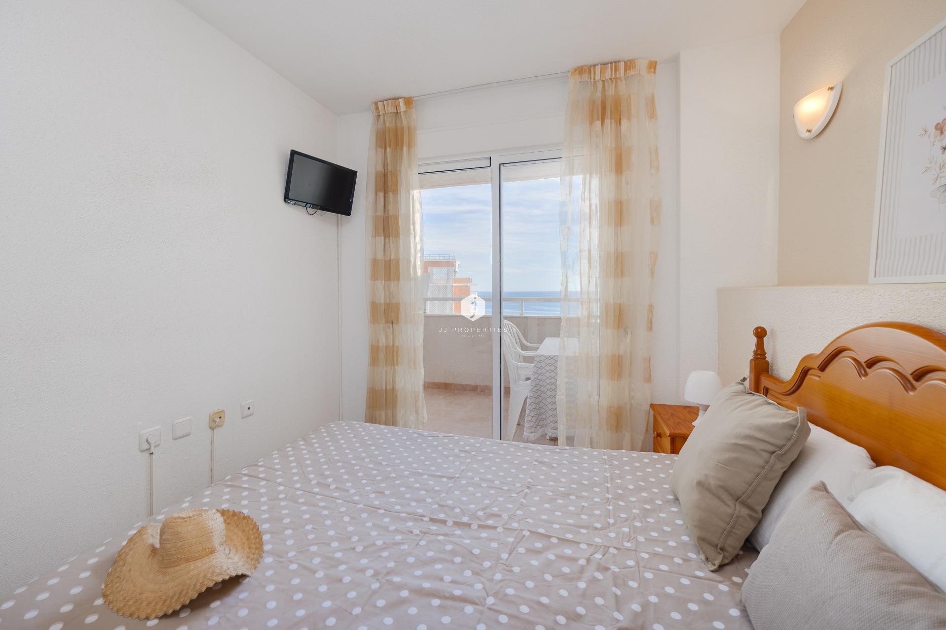 Tweedehands - Appartement / flat -
Torrevieja - La veleta