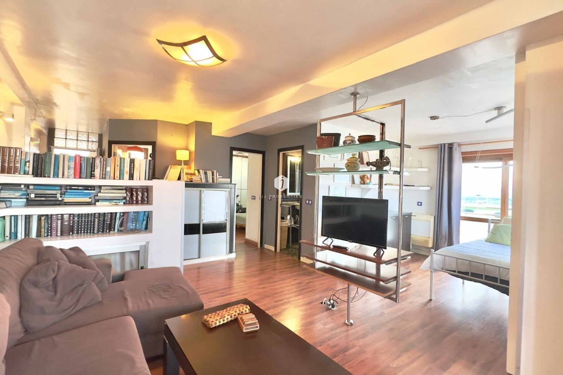 Tweedehands - Appartement / flat -
Torrevieja - La veleta