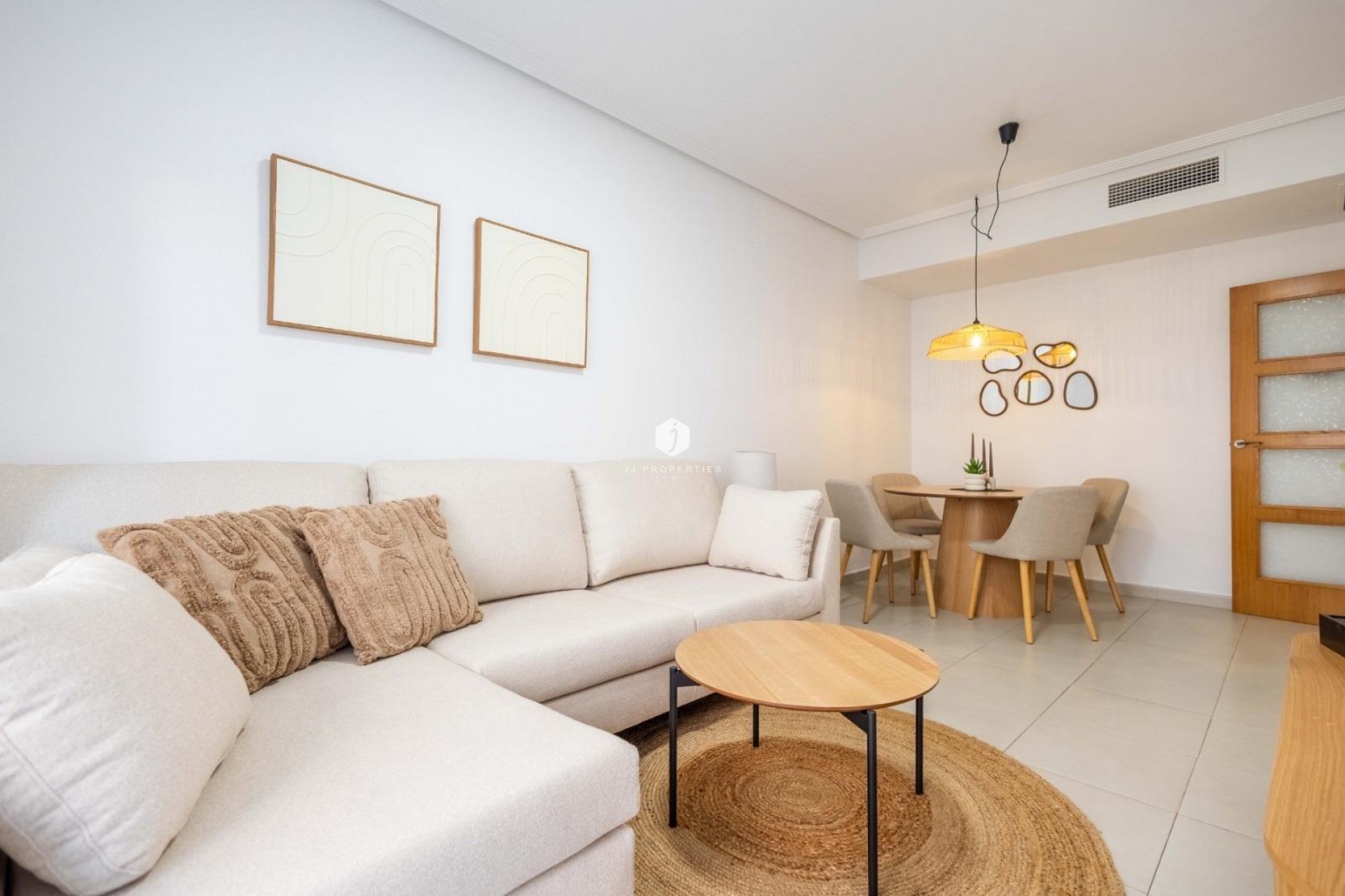 Tweedehands - Appartement / flat -
Torrevieja - Las calas