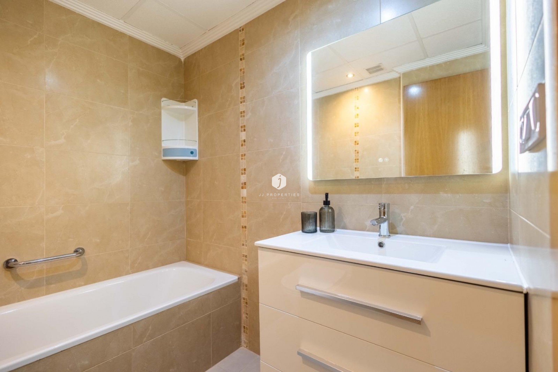 Tweedehands - Appartement / flat -
Torrevieja - Las calas