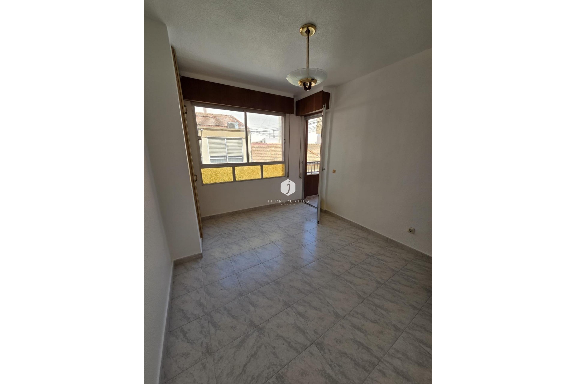 Tweedehands - Appartement / flat -
Torrevieja - Las Piscinas Naturales