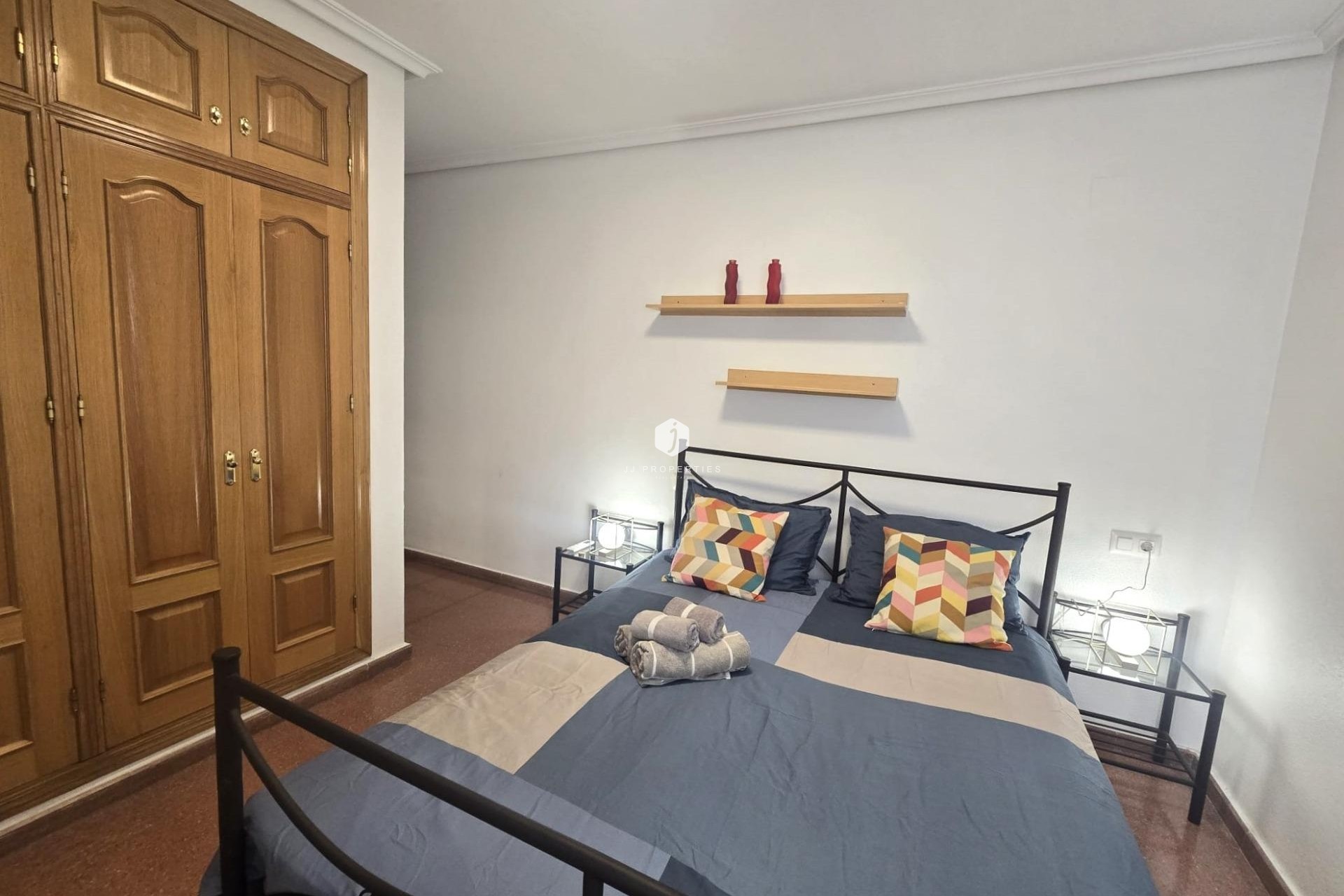 Tweedehands - Appartement / flat -
Torrevieja - Las Piscinas Naturales