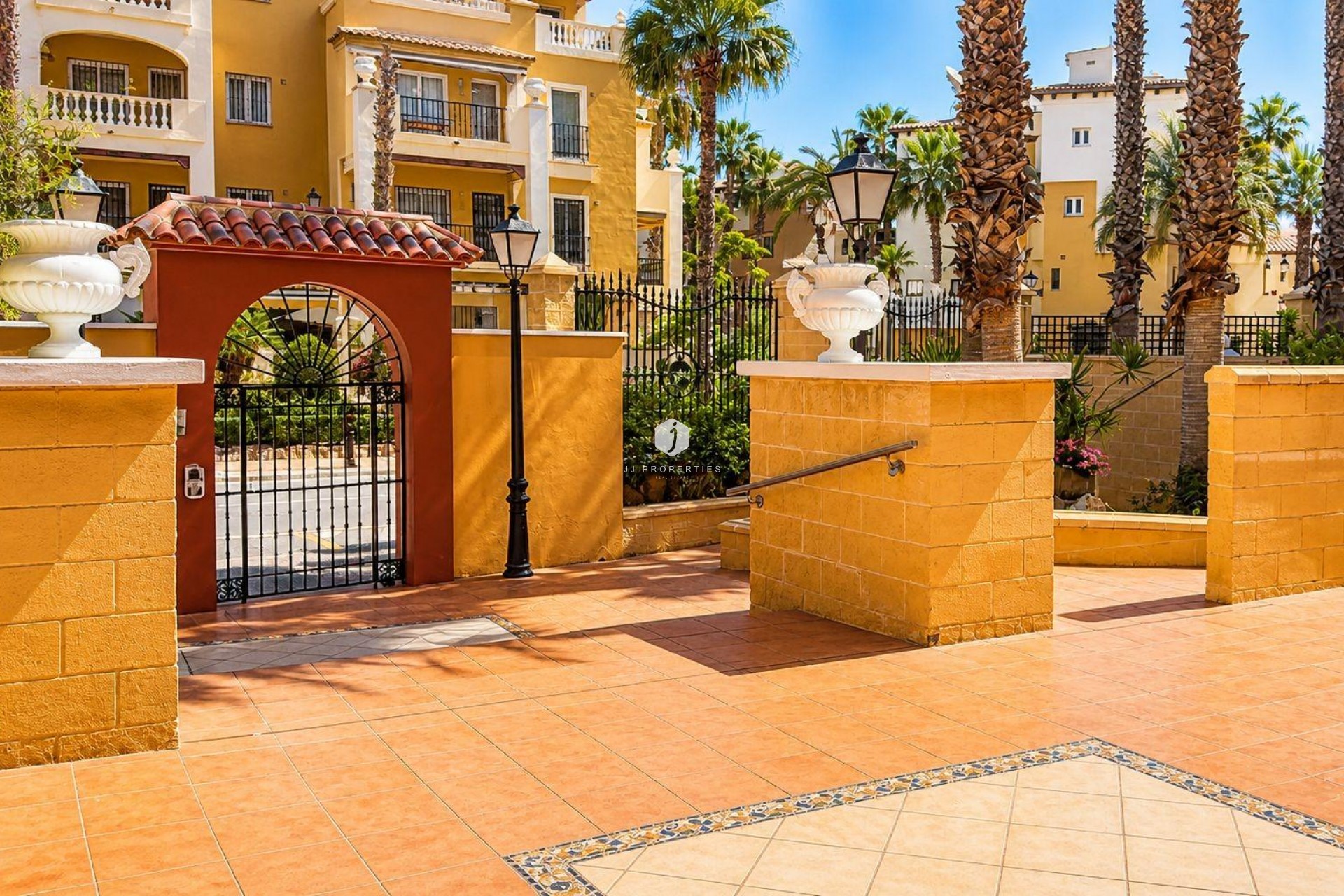 Tweedehands - Appartement / flat -
Torrevieja - Los Frutales