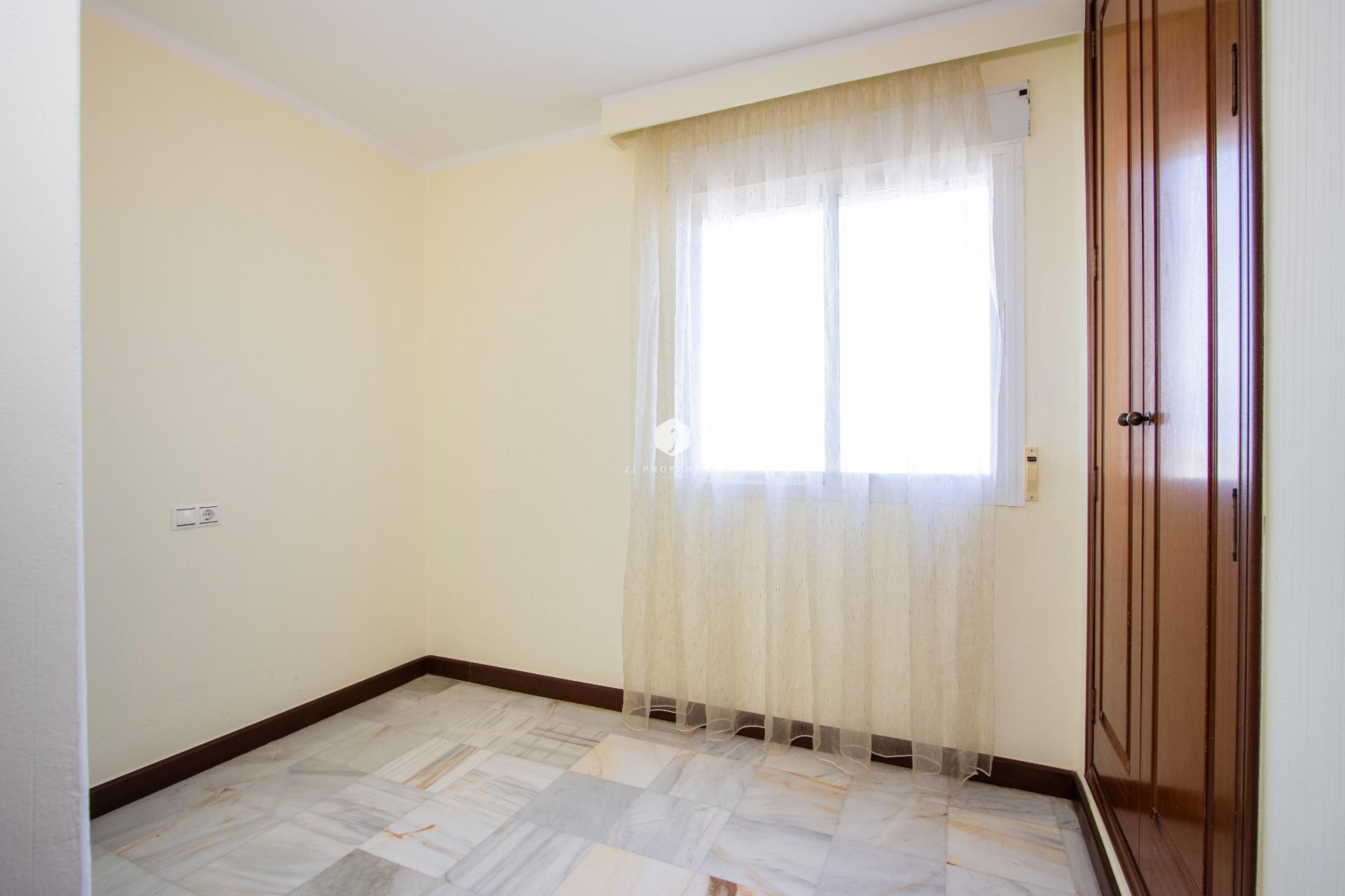 Tweedehands - Appartement / flat -
Torrevieja - Los Frutales