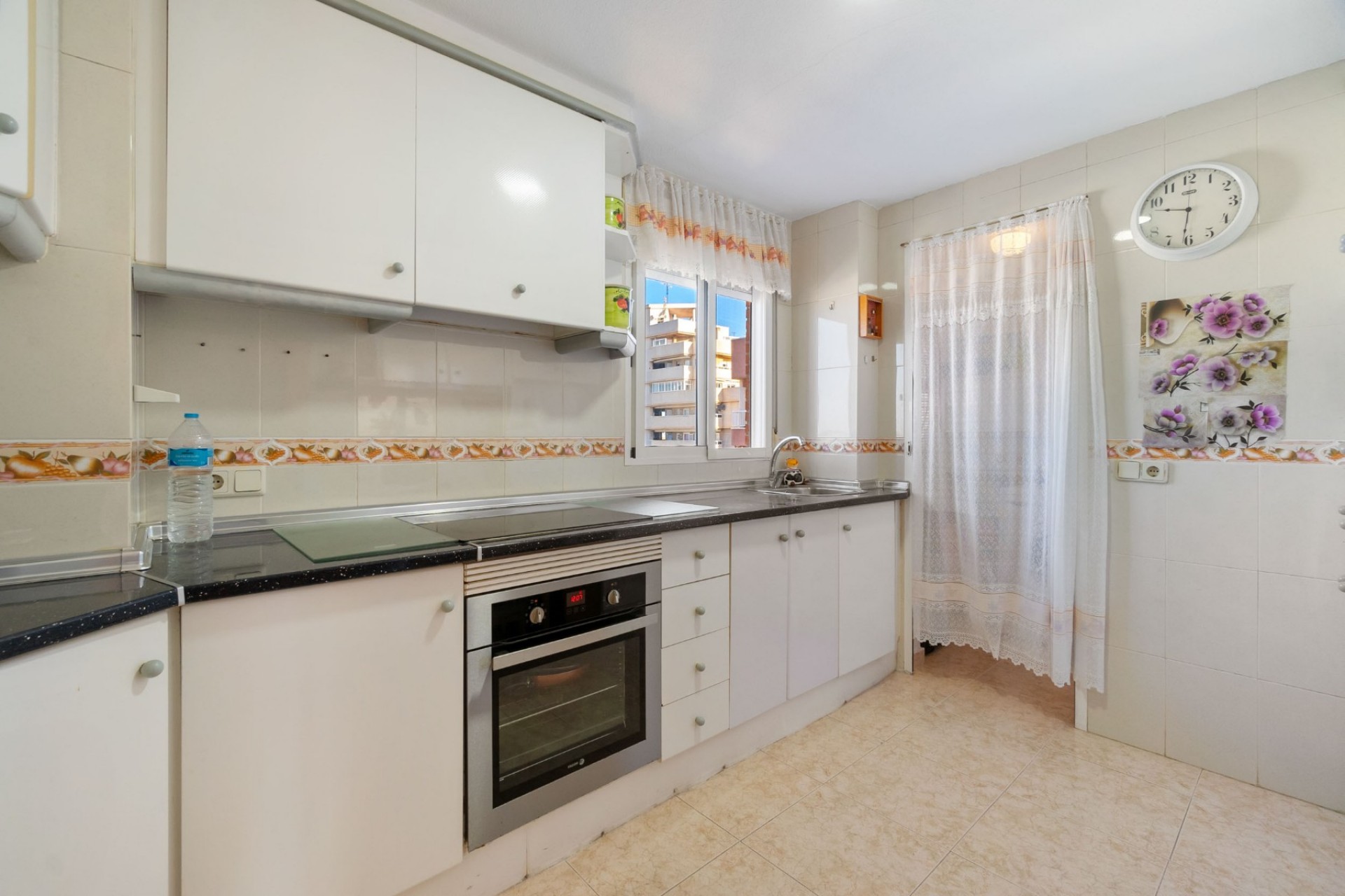 Tweedehands - Appartement / flat -
Torrevieja - Nueva Torrevieja