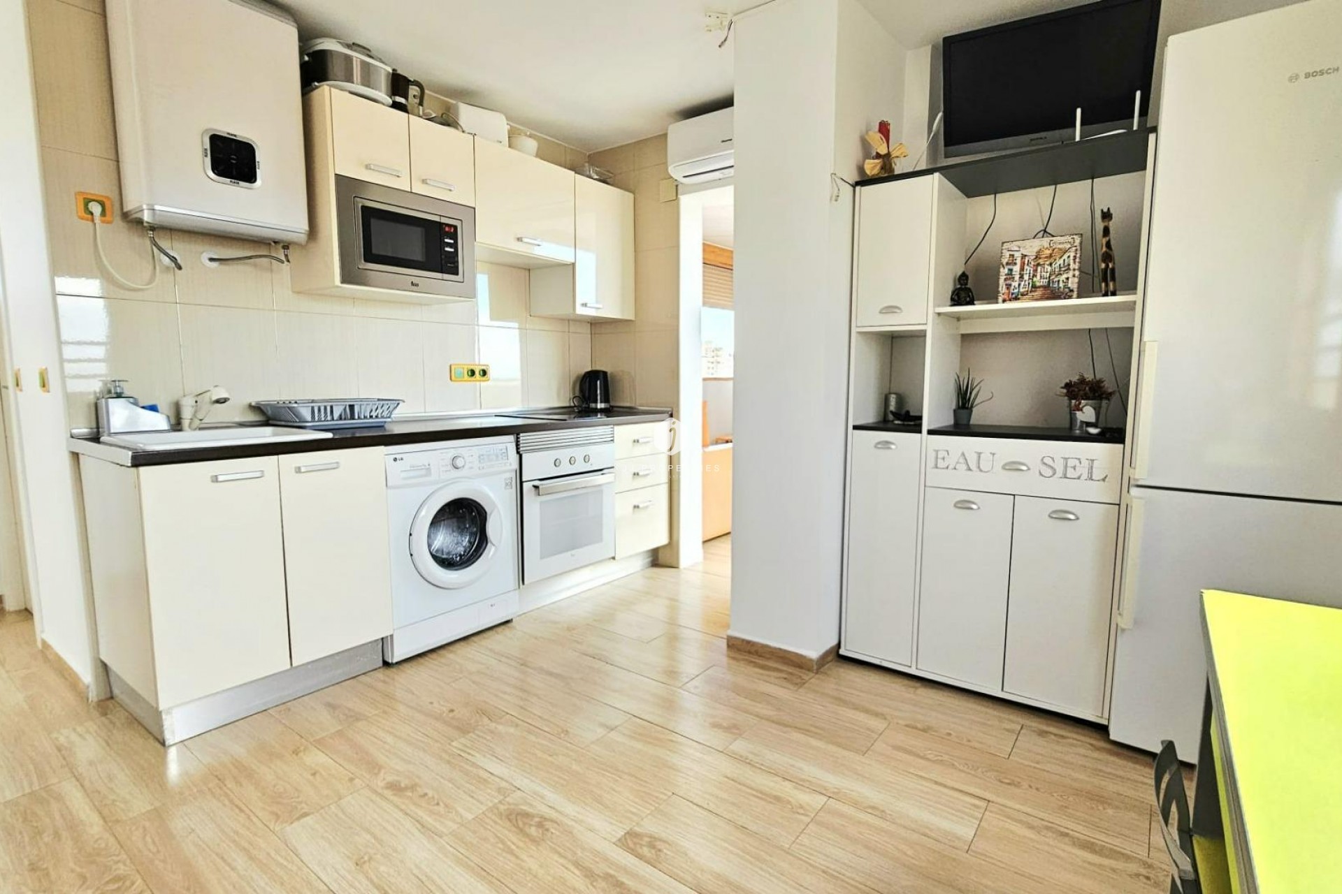 Tweedehands - Appartement / flat -
Torrevieja - Nueva Torrevieja