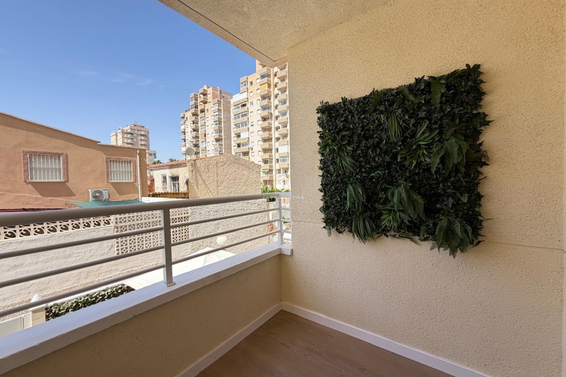 Tweedehands - Appartement / flat -
Torrevieja - Nueva Torrevieja