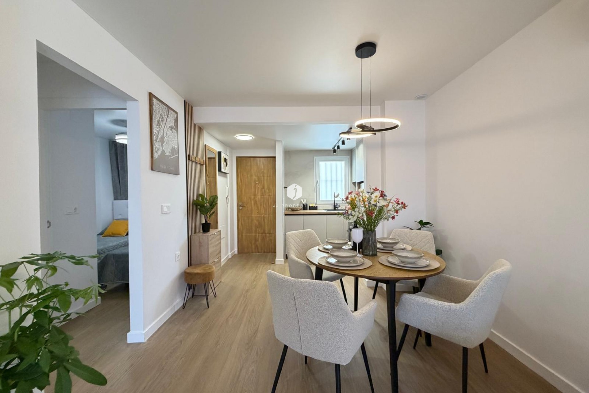 Tweedehands - Appartement / flat -
Torrevieja - Nueva Torrevieja