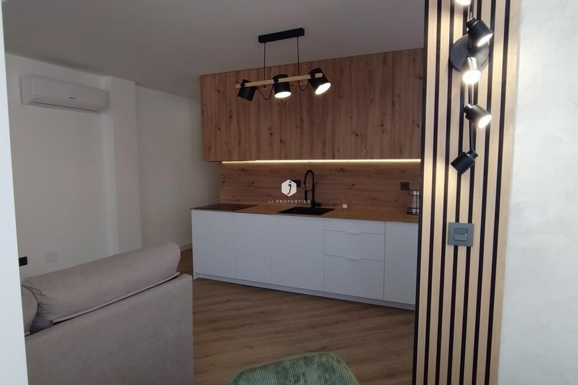 Tweedehands - Appartement / flat -
Torrevieja - PARQUE DE LAS NACIONES