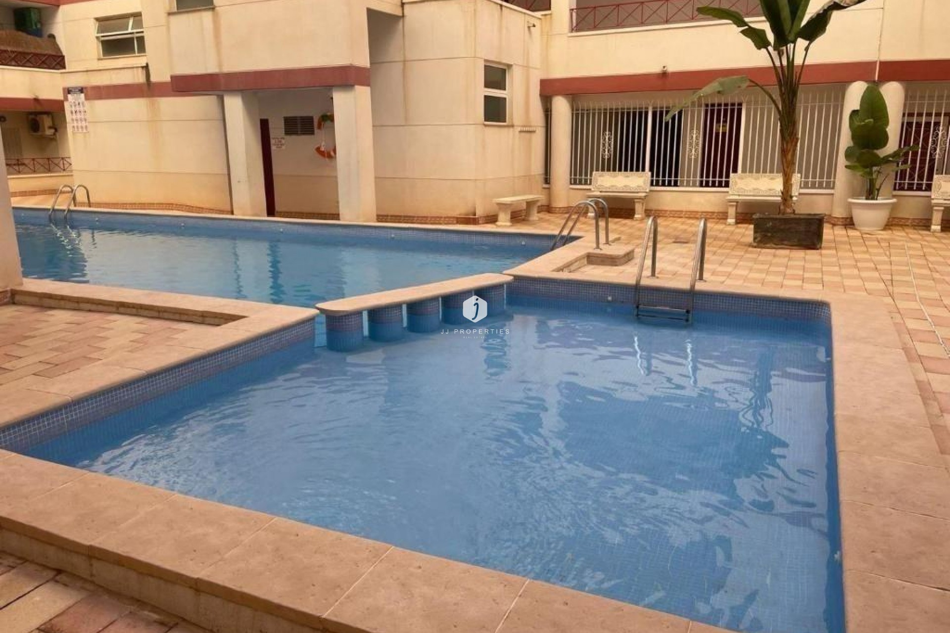 Tweedehands - Appartement / flat -
Torrevieja - PARQUE DE LAS NACIONES