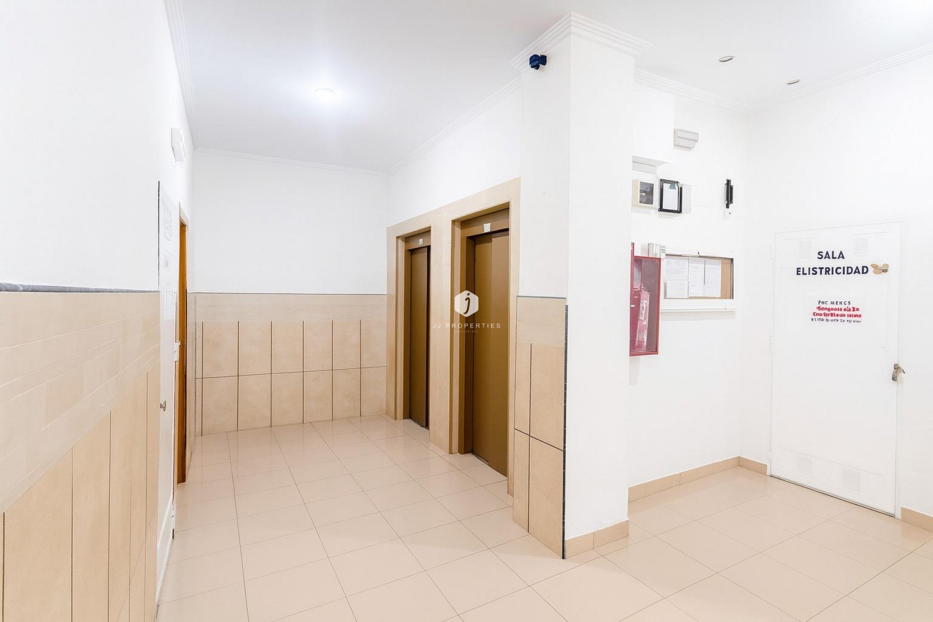 Tweedehands - Appartement / flat -
Torrevieja - PARQUE DE LAS NACIONES
