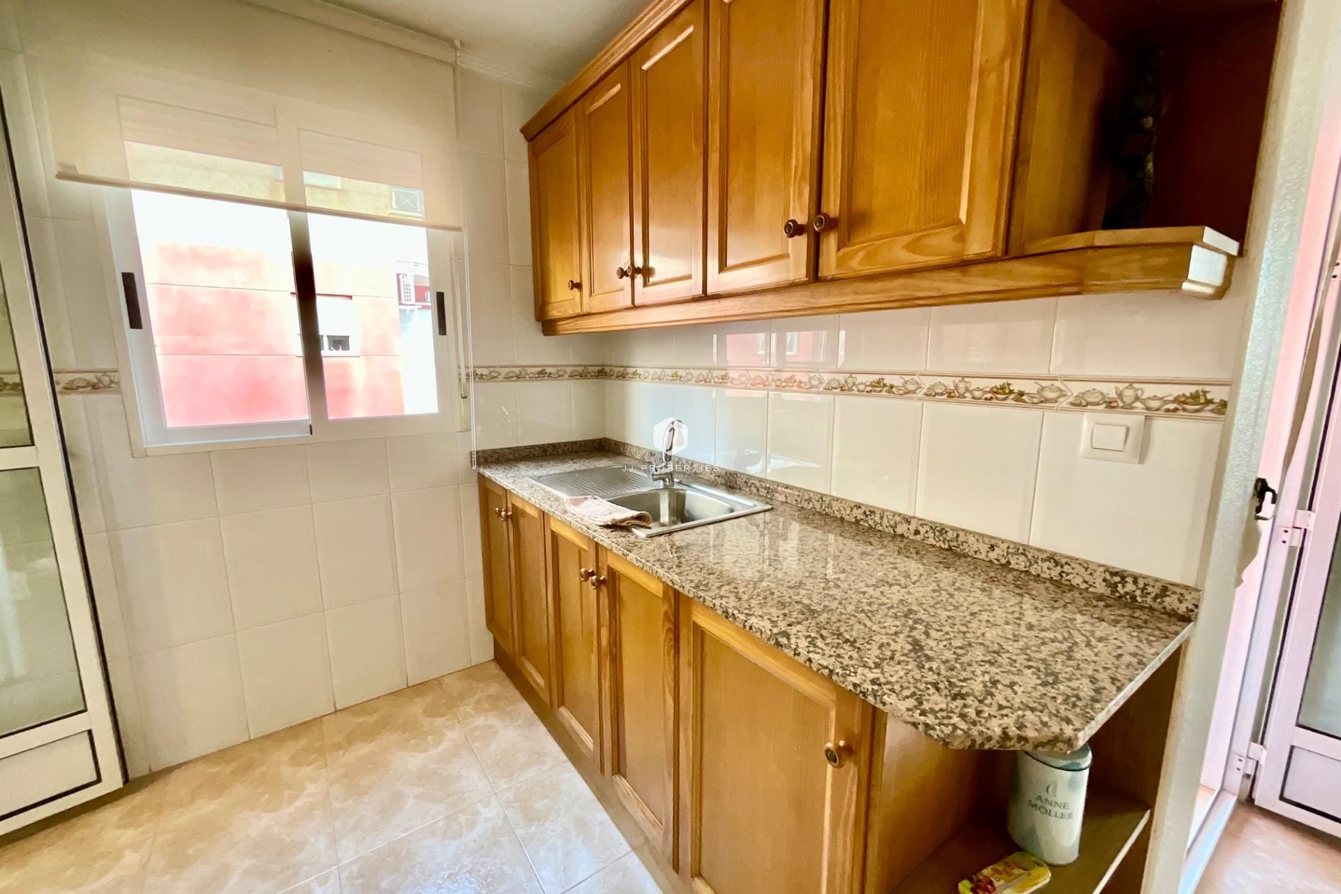 Tweedehands - Appartement / flat -
Torrevieja - PARQUE DE LAS NACIONES