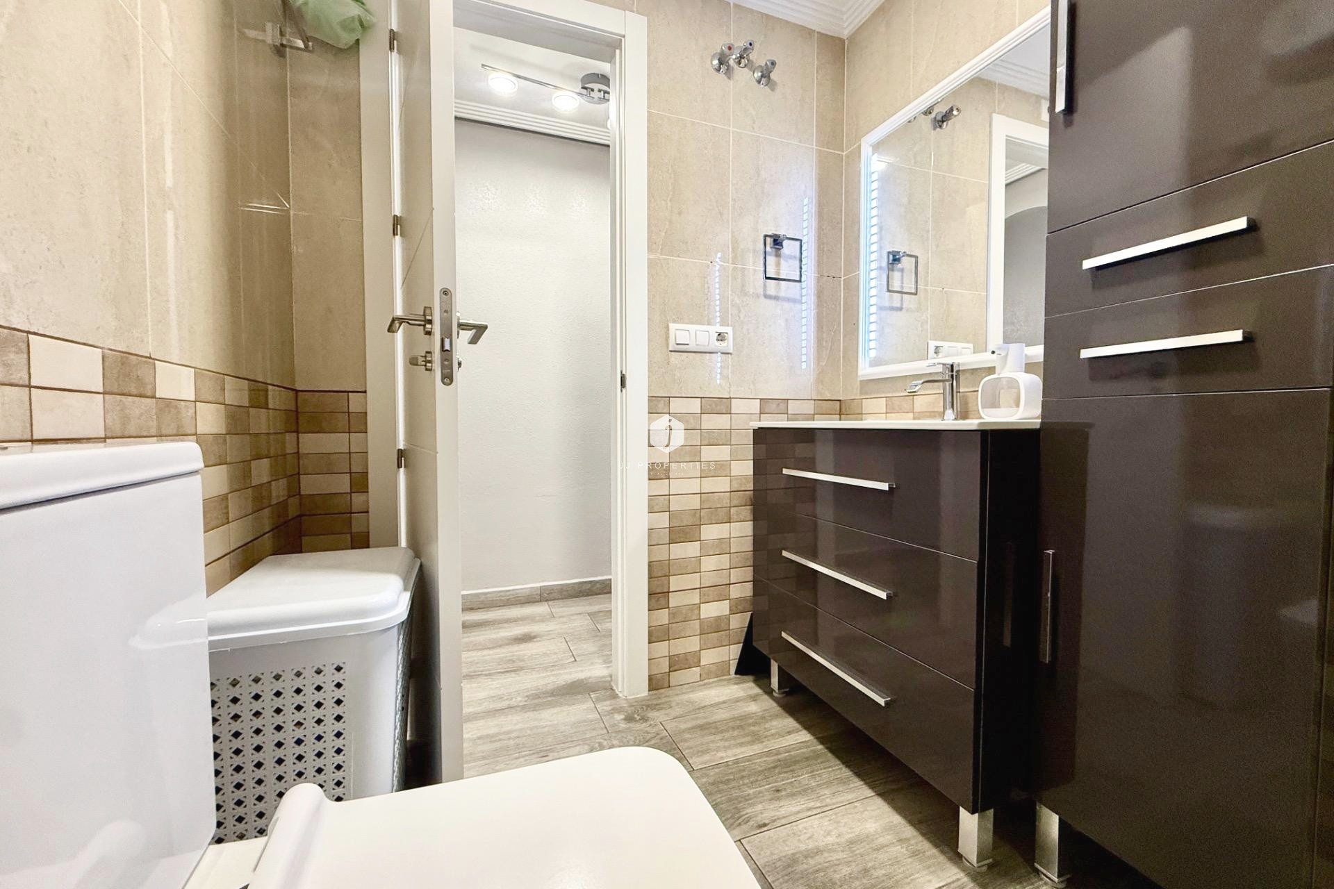 Tweedehands - Appartement / flat -
Torrevieja - PARQUE DE LAS NACIONES