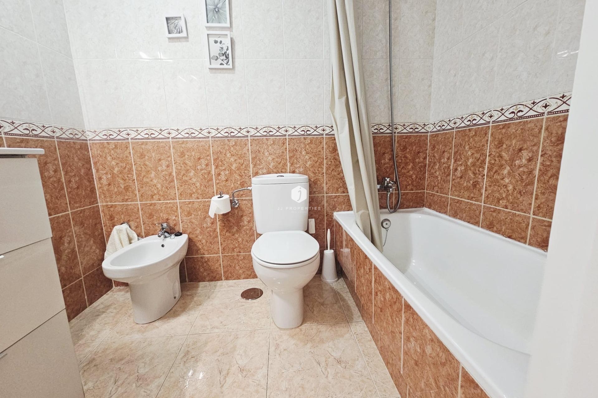 Tweedehands - Appartement / flat -
Torrevieja - PARQUE DE LAS NACIONES