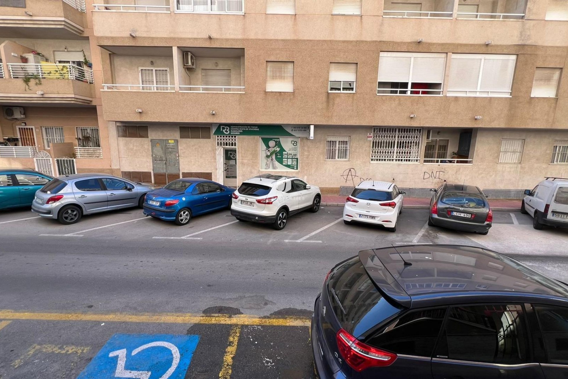 Tweedehands - Appartement / flat -
Torrevieja - PARQUE DE LAS NACIONES