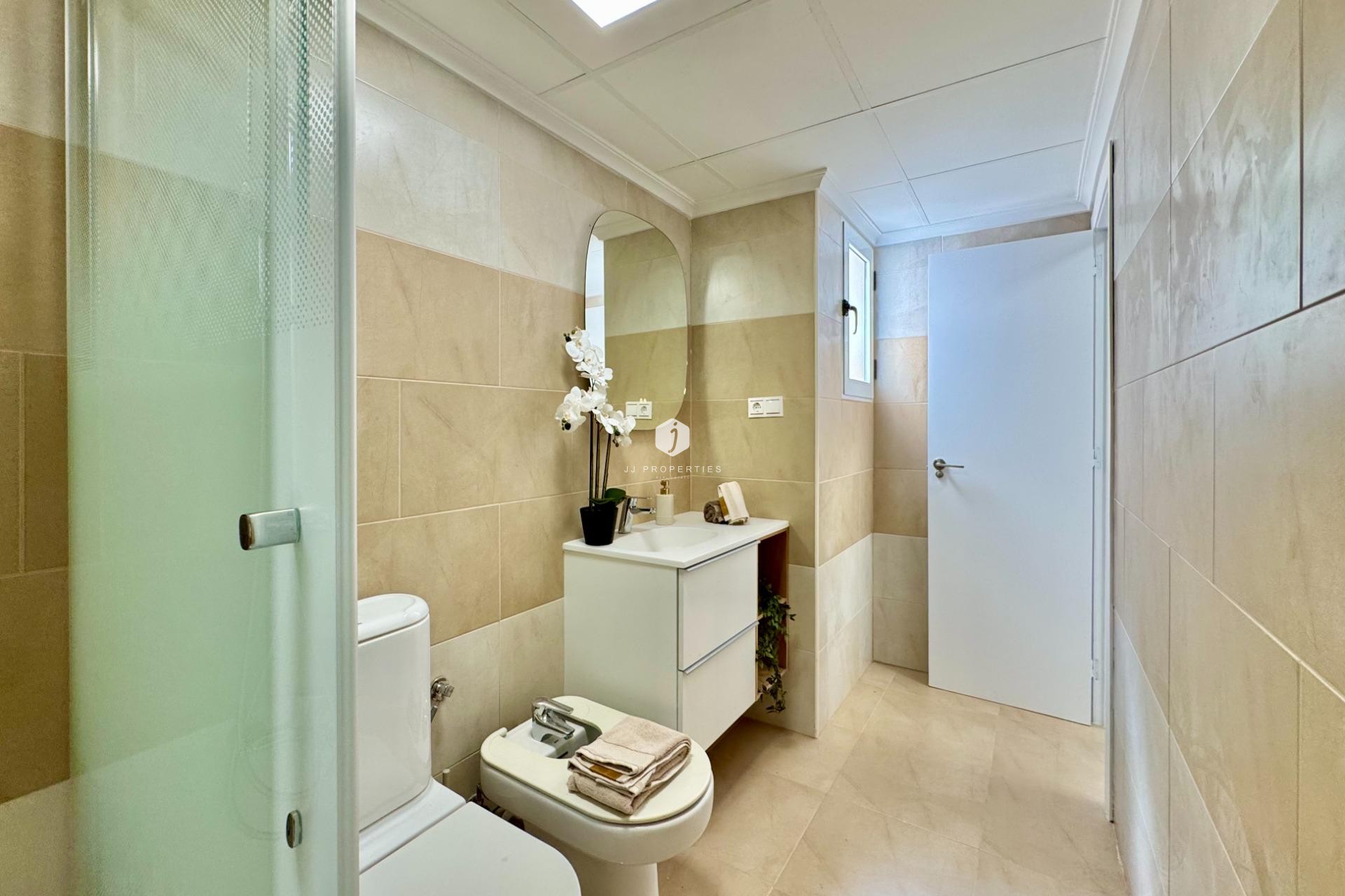 Tweedehands - Appartement / flat -
Torrevieja - PARQUE DE LAS NACIONES