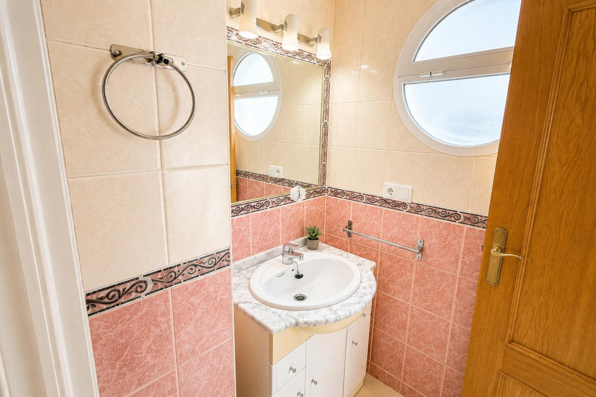 Tweedehands - Appartement / flat -
Torrevieja - PARQUE DE LAS NACIONES