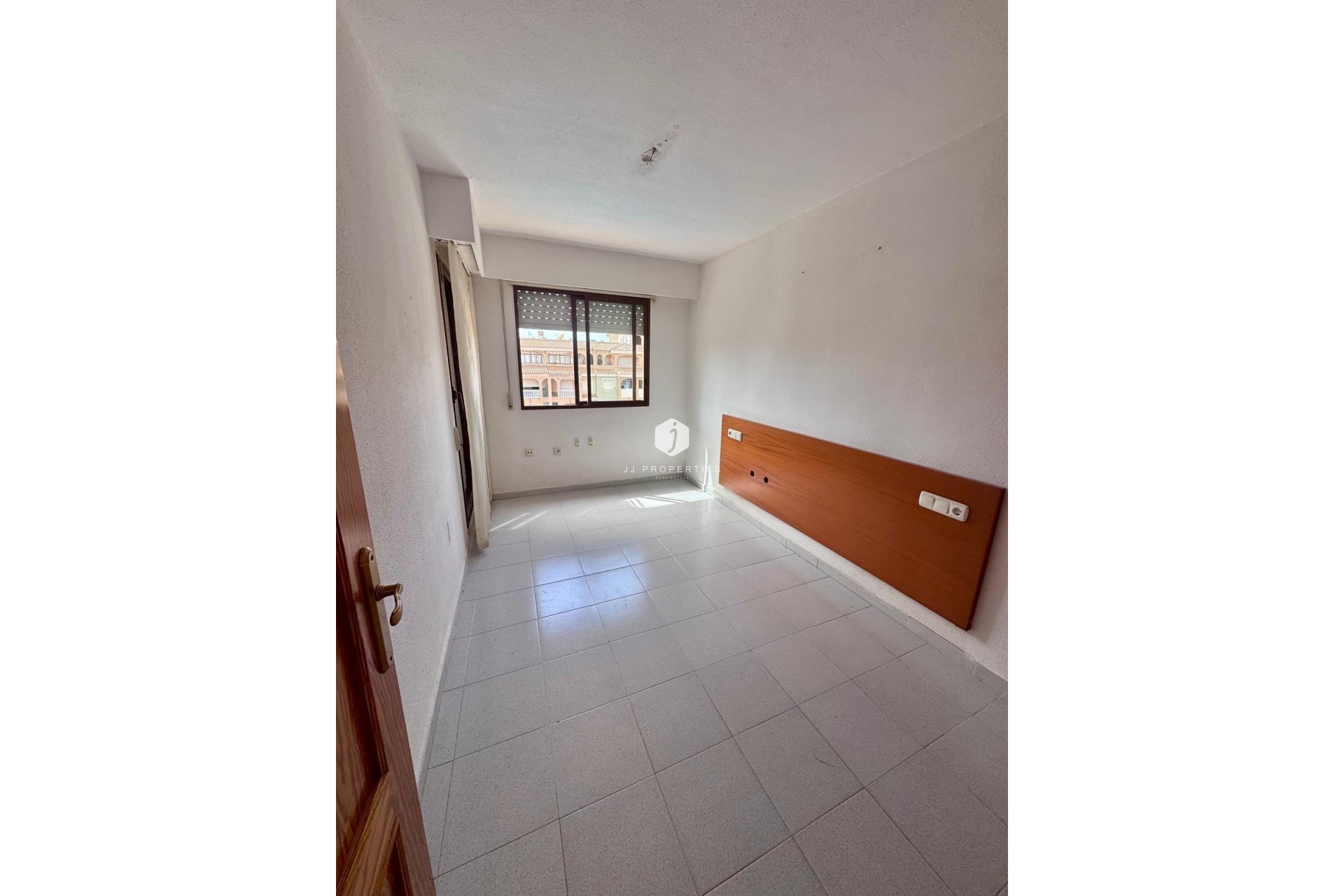 Tweedehands - Appartement / flat -
Torrevieja - PARQUE DE LAS NACIONES