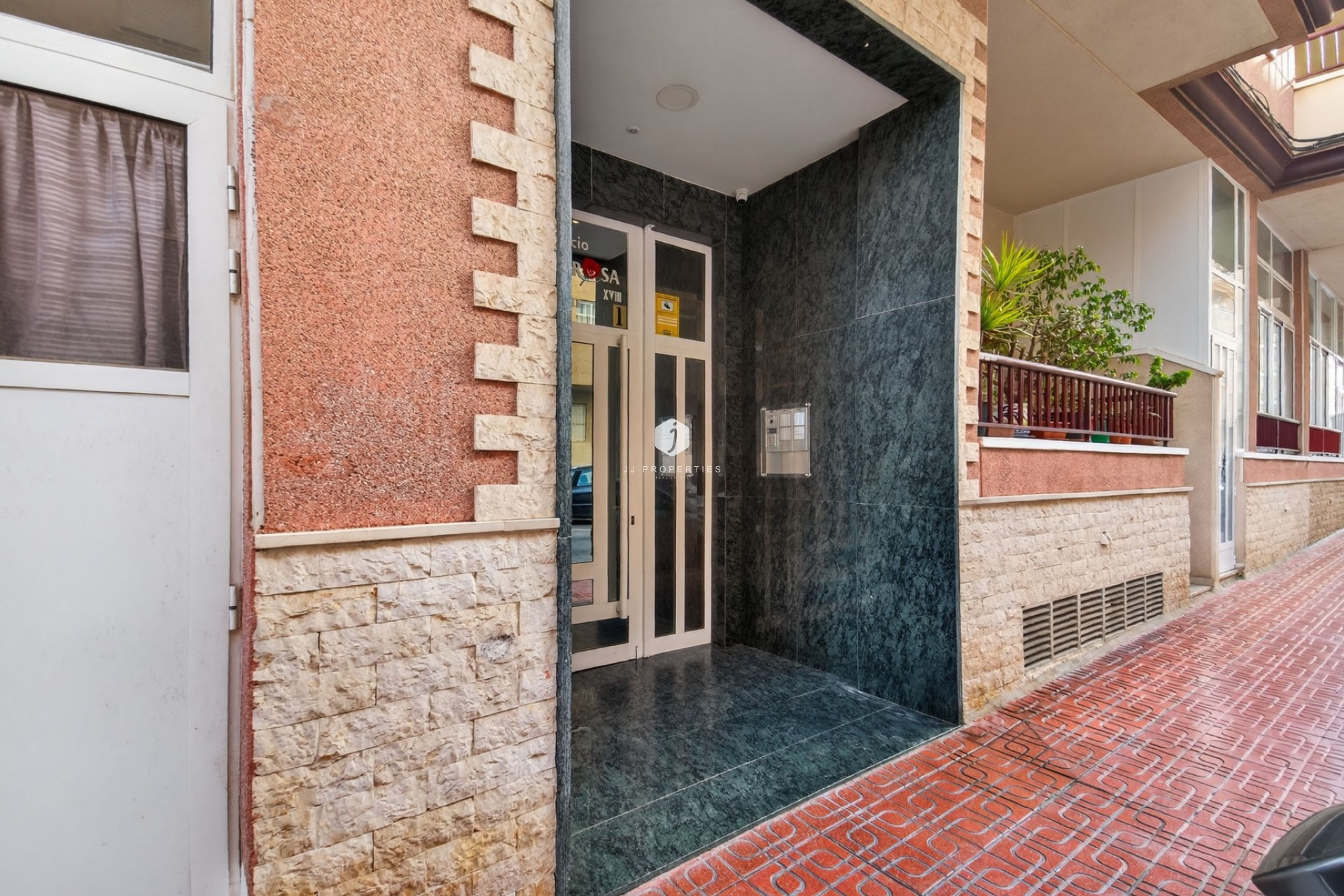 Tweedehands - Appartement / flat -
Torrevieja - Parque las naciones