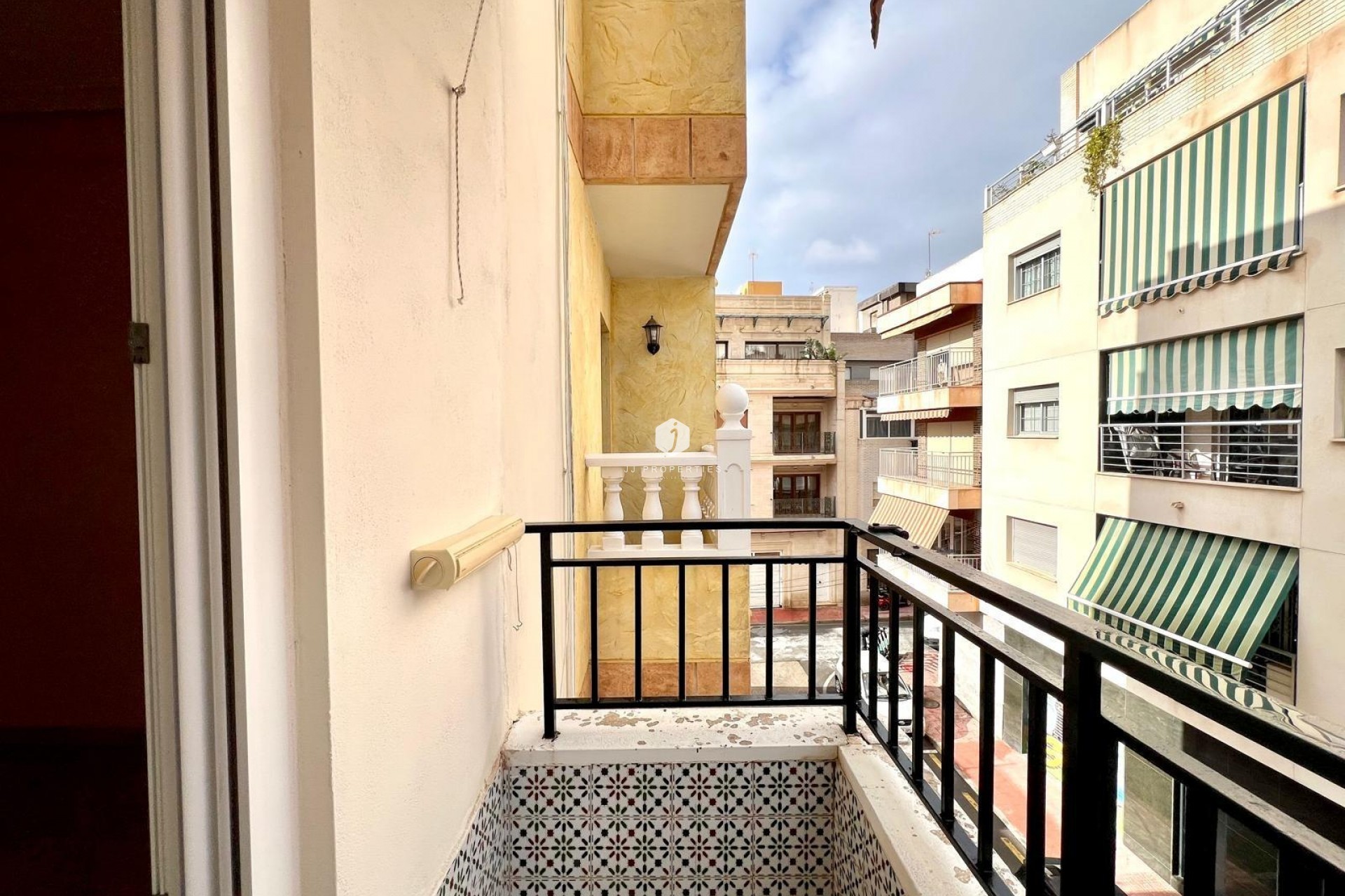 Tweedehands - Appartement / flat -
Torrevieja - Paseo maritimo