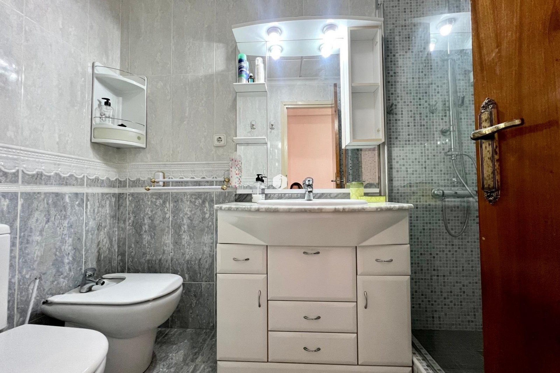 Tweedehands - Appartement / flat -
Torrevieja - Paseo maritimo