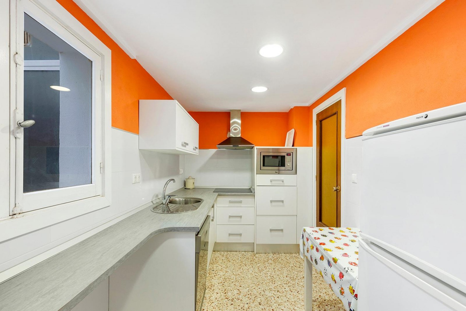 Tweedehands - Appartement / flat -
Torrevieja - Playa de los Locos