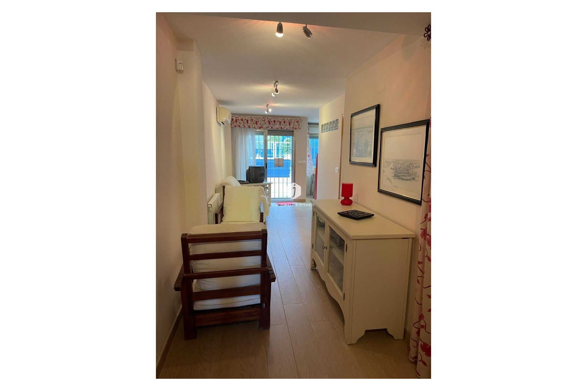 Tweedehands - Appartement / flat -
Torrevieja - Playa de los locos