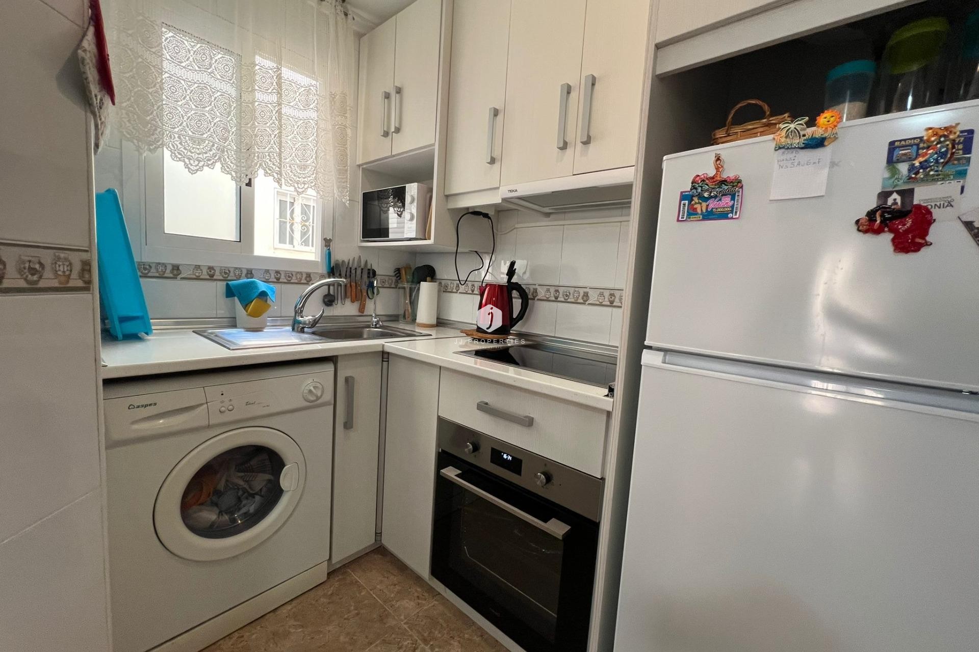 Tweedehands - Appartement / flat -
Torrevieja - Playa de los Locos