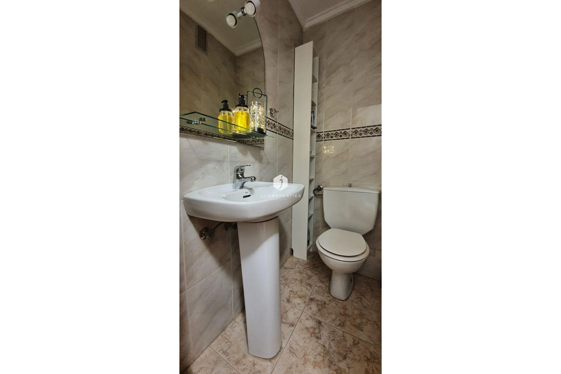 Tweedehands - Appartement / flat -
Torrevieja - Playa de los Locos
