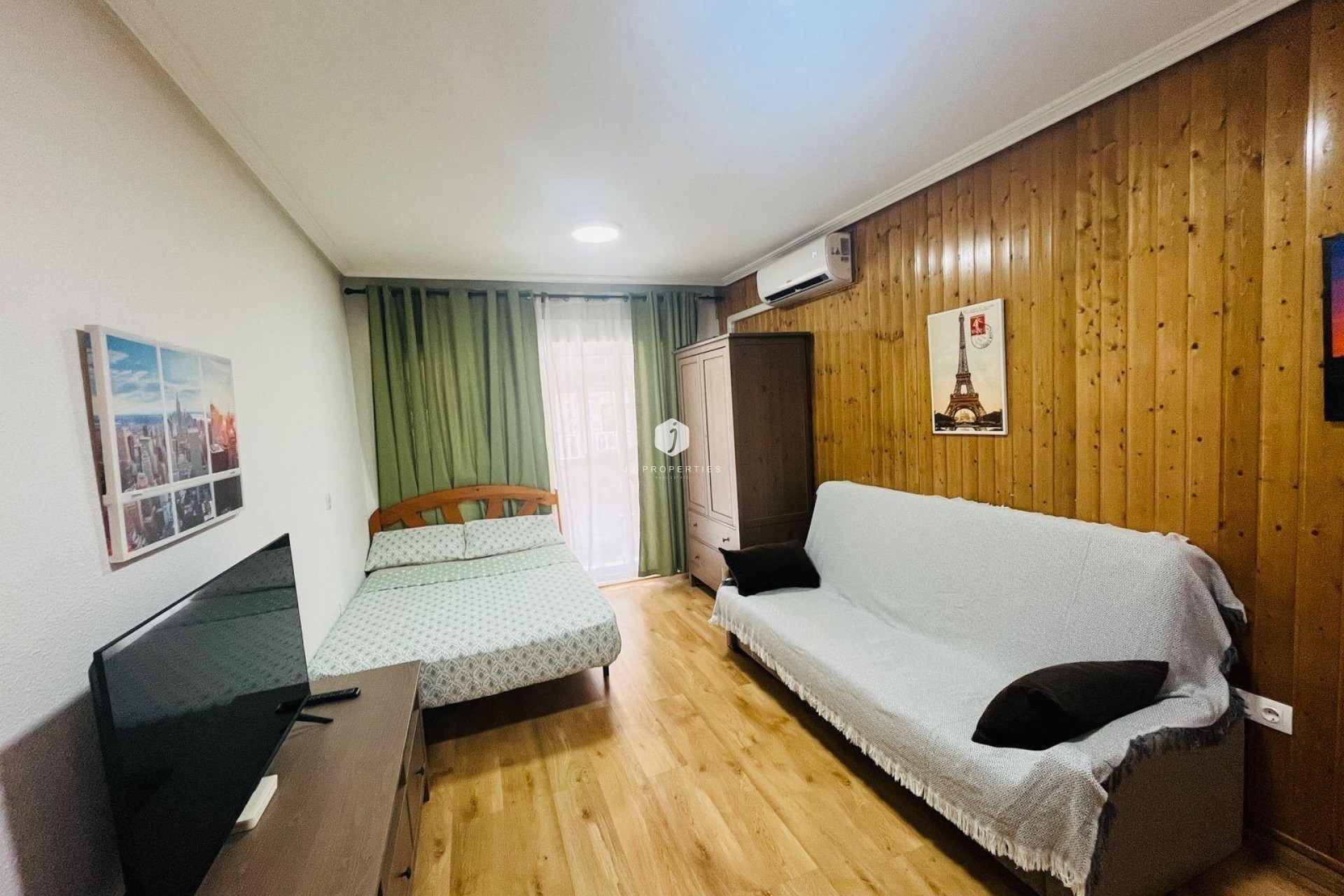 Tweedehands - Appartement / flat -
Torrevieja - Playa de los Locos