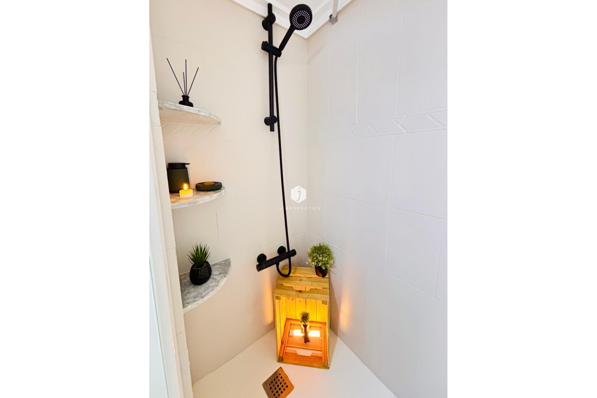 Tweedehands - Appartement / flat -
Torrevieja - Playa de los Locos