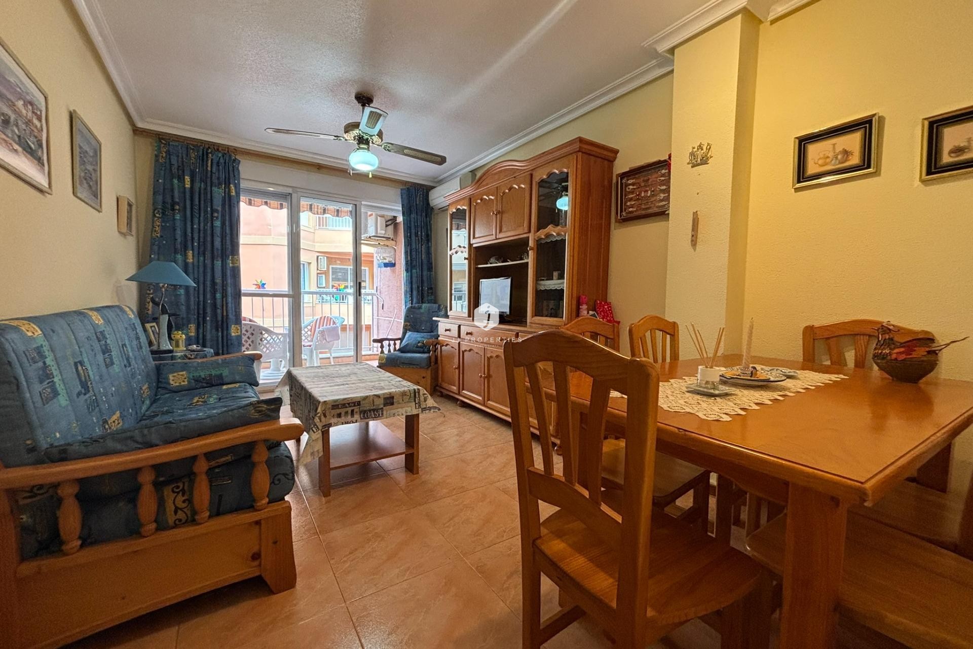 Tweedehands - Appartement / flat -
Torrevieja - Playa de los Locos