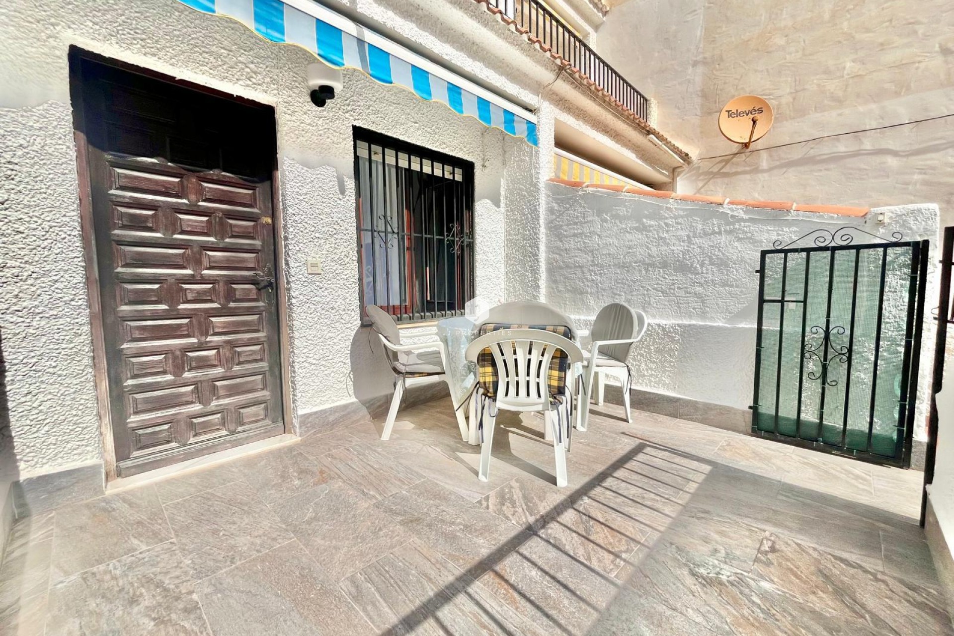 Tweedehands - Appartement / flat -
Torrevieja - Playa de los Locos