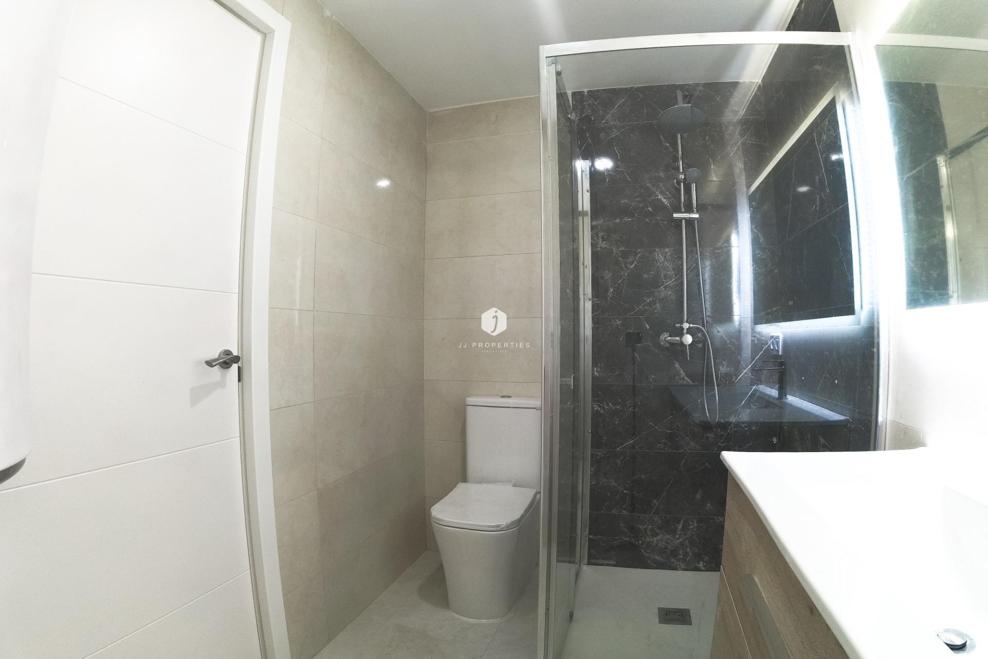 Tweedehands - Appartement / flat -
Torrevieja - Playa de los Naufragos