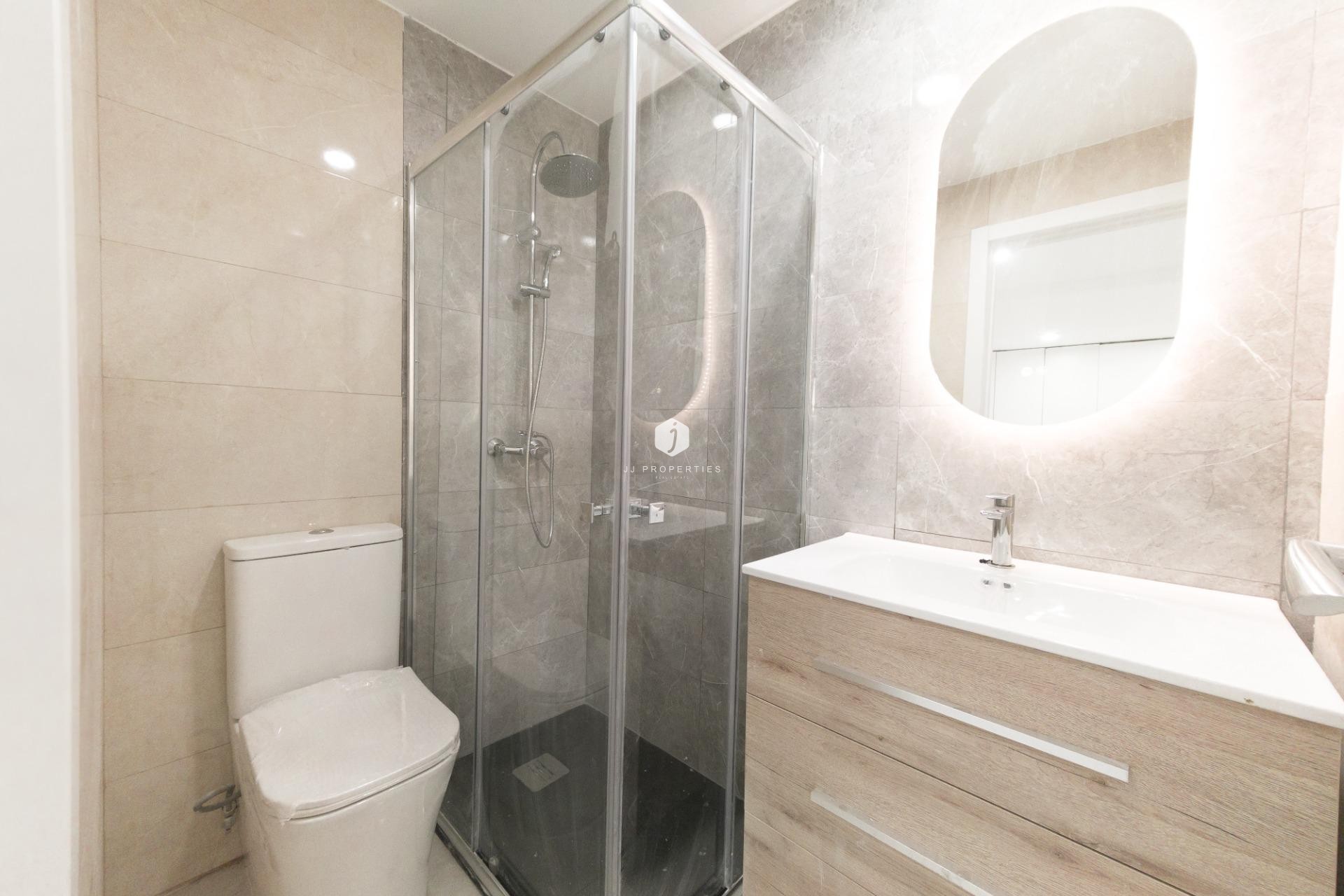 Tweedehands - Appartement / flat -
Torrevieja - Playa de los Naufragos