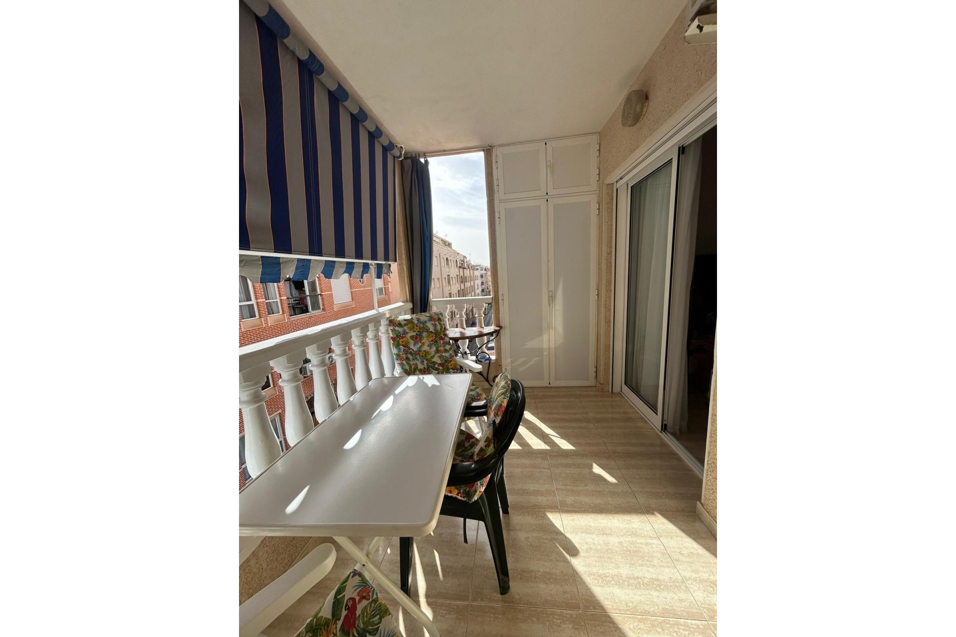 Tweedehands - Appartement / flat -
Torrevieja - Playa del Cura