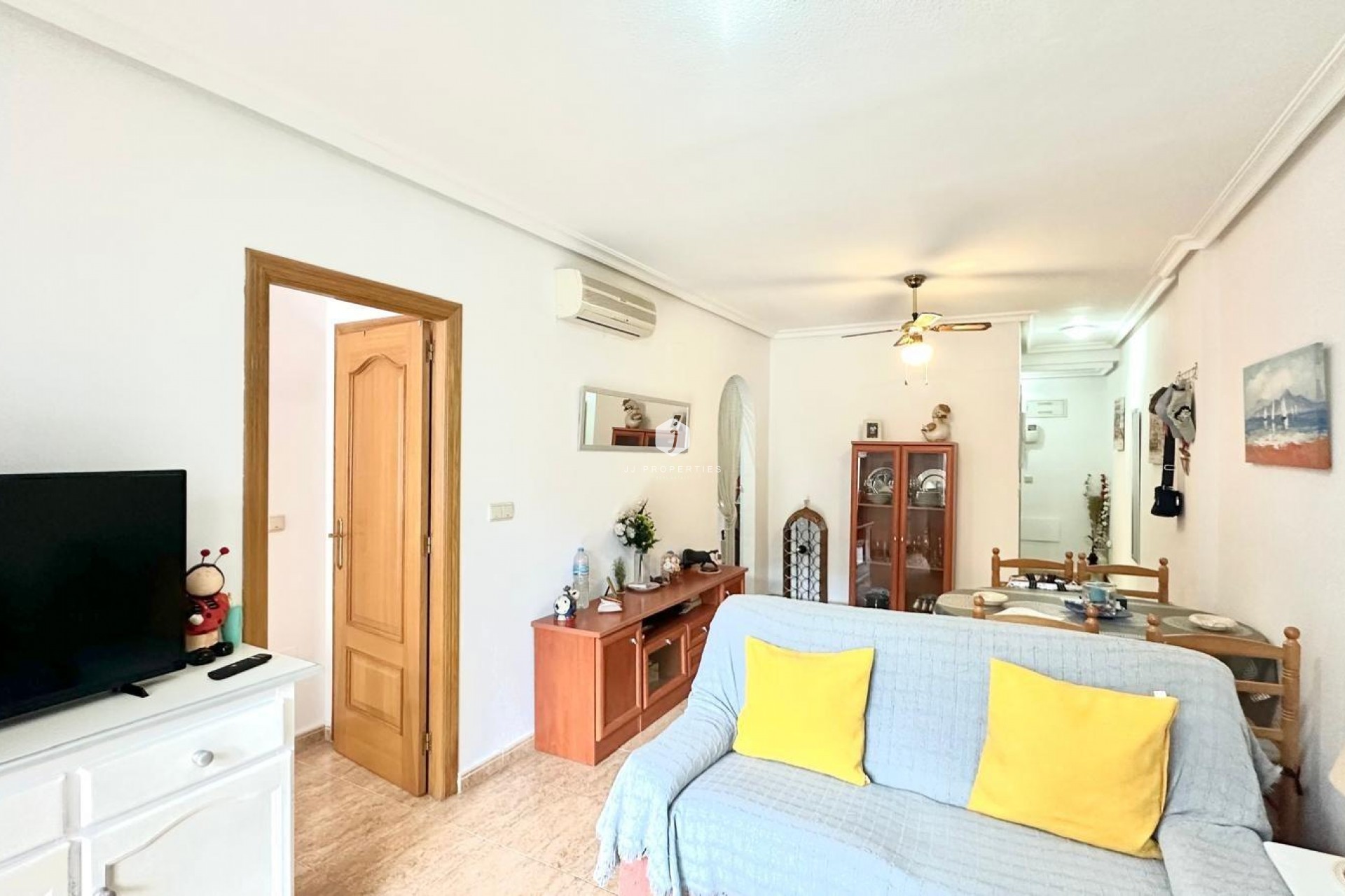 Tweedehands - Appartement / flat -
Torrevieja - Playa del Cura