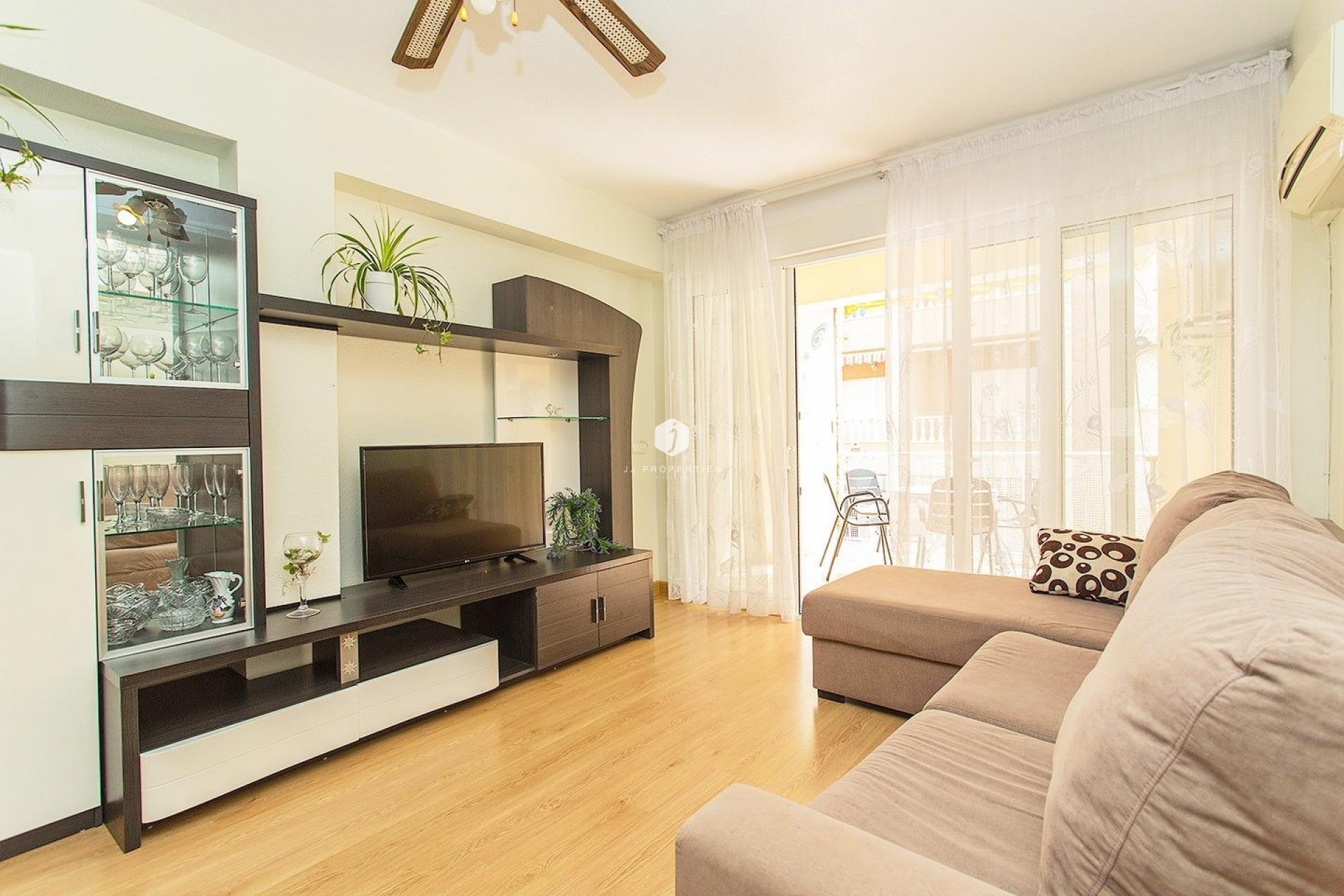 Tweedehands - Appartement / flat -
Torrevieja - Playa del Cura